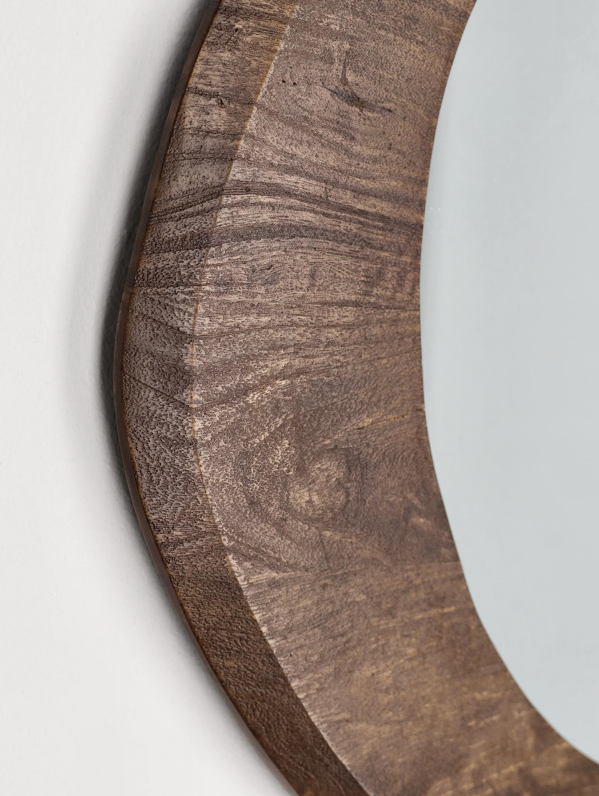 Specchio con cornice in legno "Erin" in Specchi da parete Decor Space - Altamura, commercioVirtuoso.it