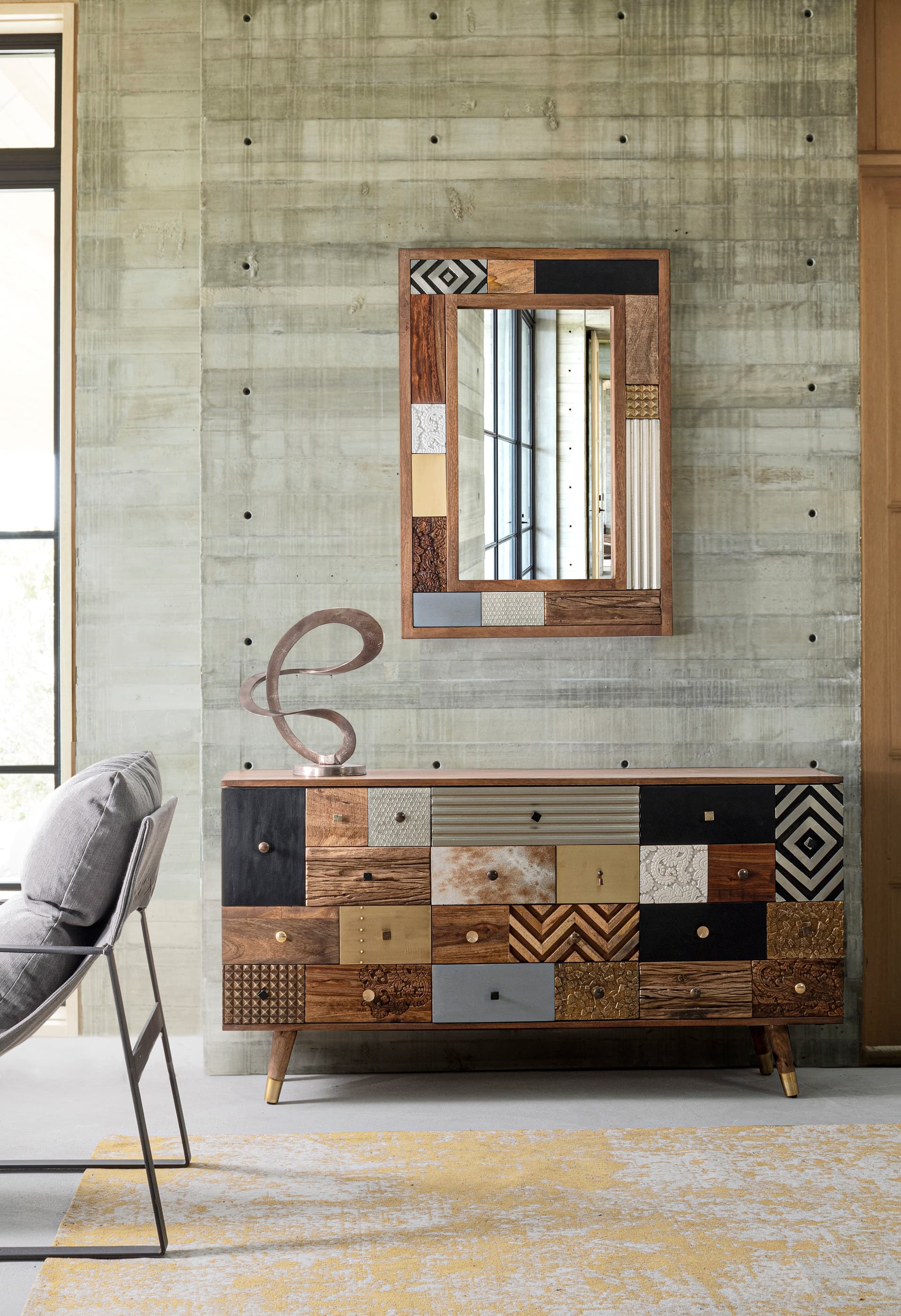 Specchio con cornice in legno "Dhaval" h 100a - 4b - 70 cm in Specchi da parete Decor Space - Altamura, commercioVirtuoso.it