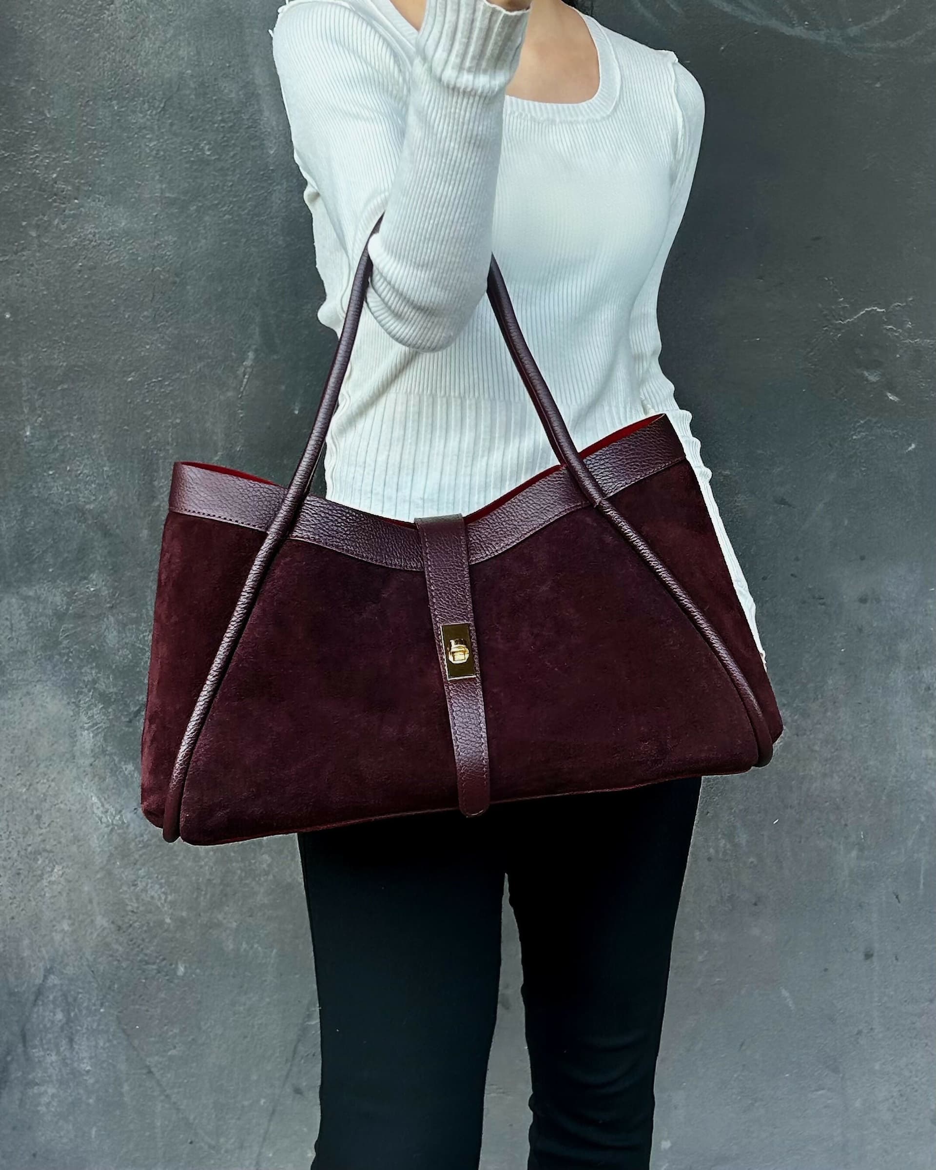 DOPPIASE Borsa in Vera Pelle Scamosciato con rifiniture in togo Made in Italy 45x25x20cm in Borse Tote Nanabags - Sesto Fiorentino, commercioVirtuoso.it
