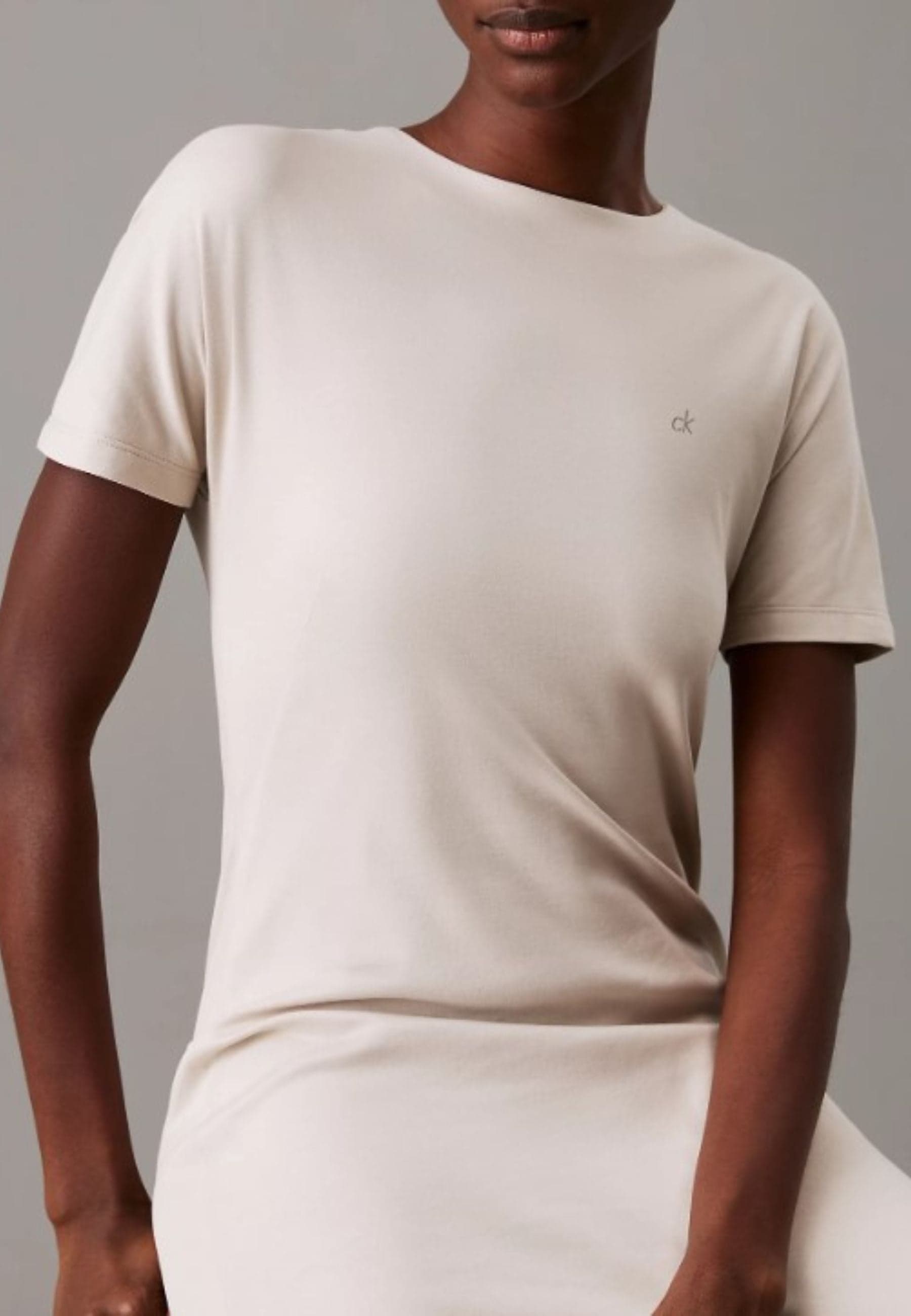 calvin klein Abito LIQUID TOUCH T-SHIRT DRESS da donna in Casual Drestige - Casamassima, commercioVirtuoso.it