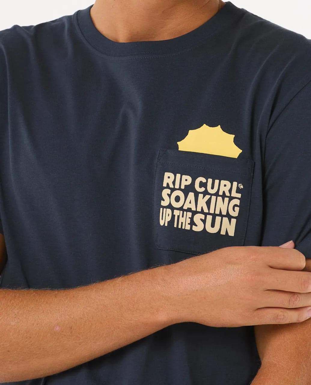 T-shirt Rip Curl Surf Sun Soaker Pocket Tee in T-shirt Snotshop - Roma, commercioVirtuoso.it