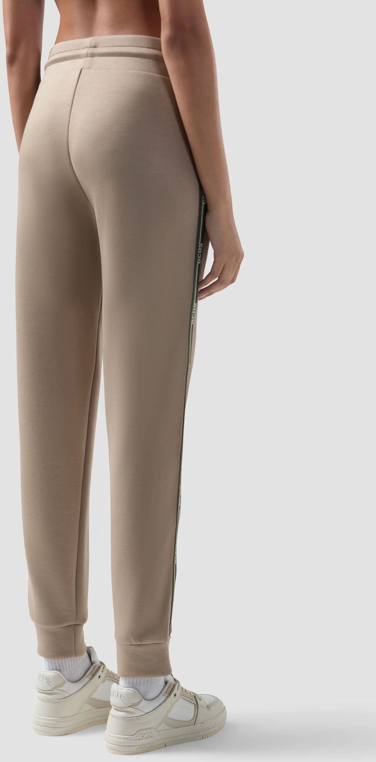 GCDS PANTALONE LOGO TAPE SCOUBA JOGGERS da donna in Pantaloni sportivi Drestige - Casamassima, commercioVirtuoso.it