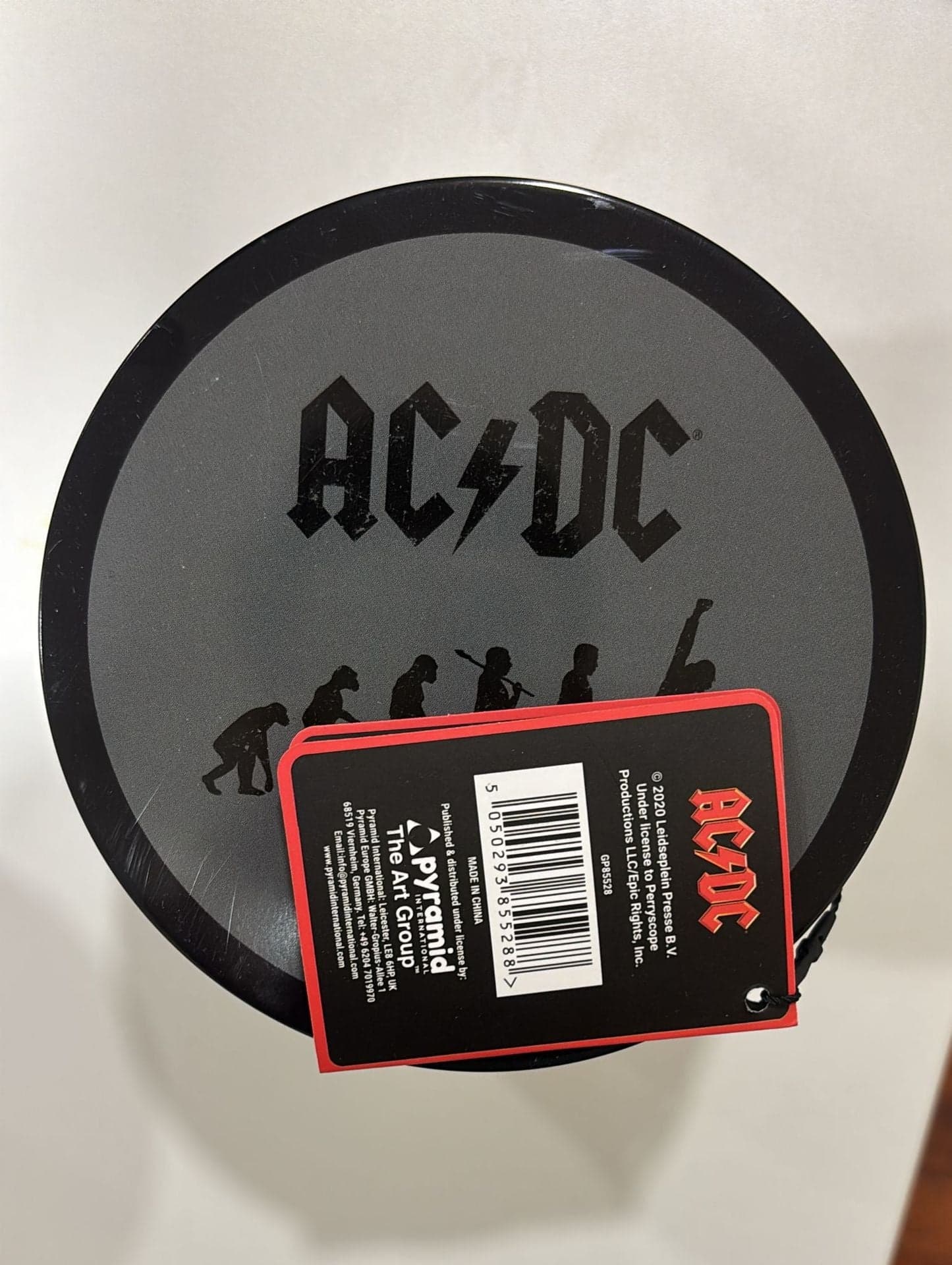 Gift Set Box In Metallo Ac/Dc The Evolution Of Rock - Gp85528 in Poster e stampe Prezzo Bomba Store - Casalnuovo di Napoli, commercioVirtuoso.it