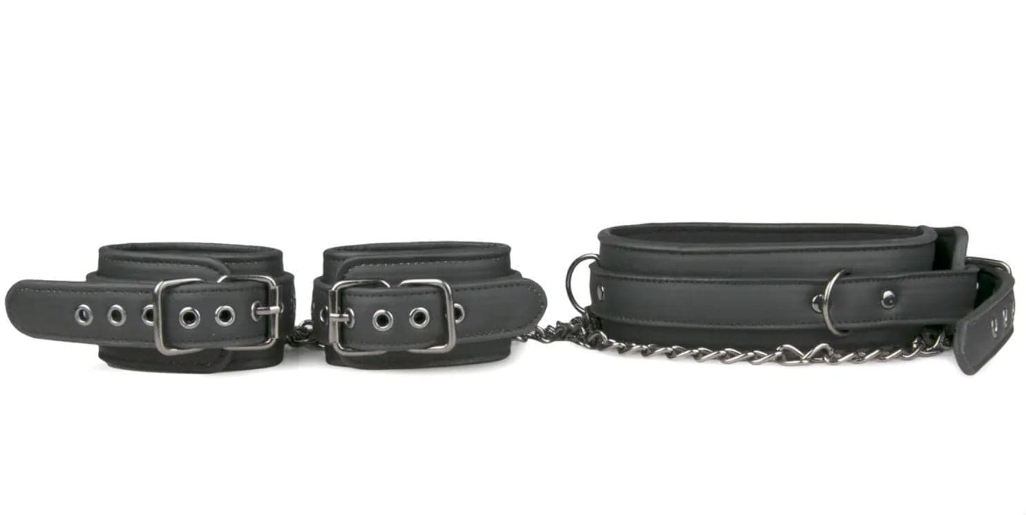 Premium set collare + manette per caviglie catena 80 cm per bondage fetish BDSM in prodotto Erosdom - Palmi, commercioVirtuoso.it