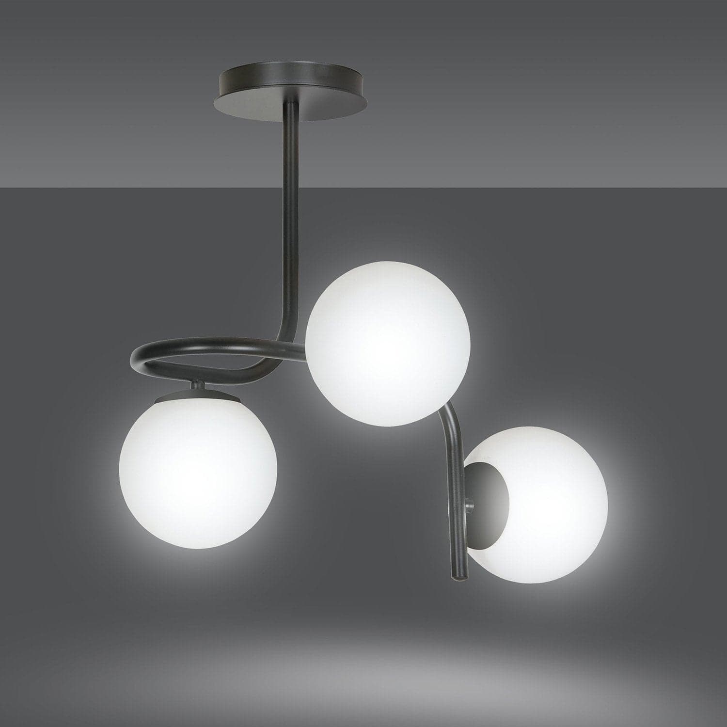 Lampadario 3 Luci Kalf In Acciaio Nero A Bracci E Sfere In Vetro Opalino in Lampadari LuceArt - Montecorvino Pugliano, commercioVirtuoso.it