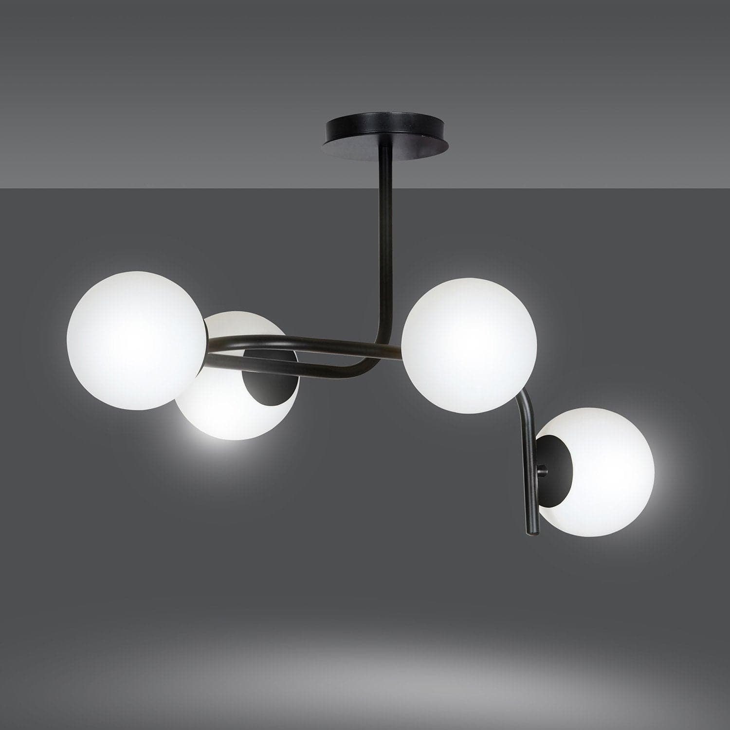 Lampadario 4 Luci Kalf In Acciaio Nero A Bracci Curvi E Sfere In Vetro Opalino in Lampade a sospensione LuceArt - Montecorvino Pugliano, commercioVirtuoso.it