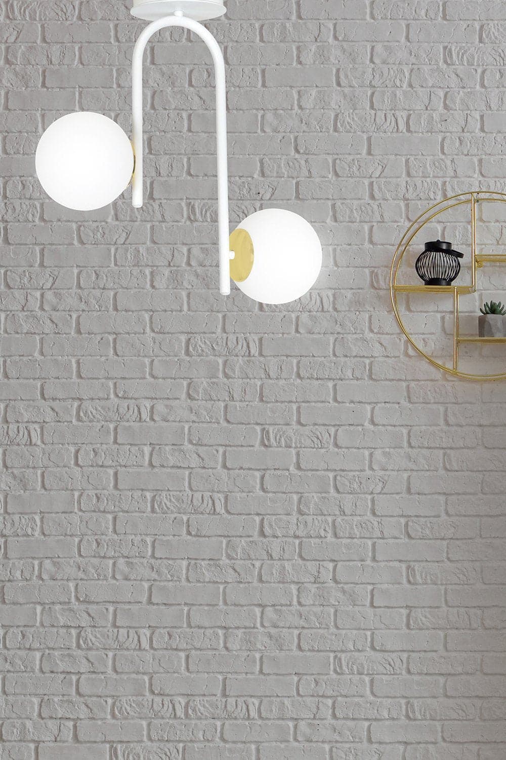 Lampadario 2 Luci Kalf In Acciaio Bianco A Bracci E Sfere In Vetro Opalino E Oro in Lampade a sospensione LuceArt - Montecorvino Pugliano, commercioVirtuoso.it