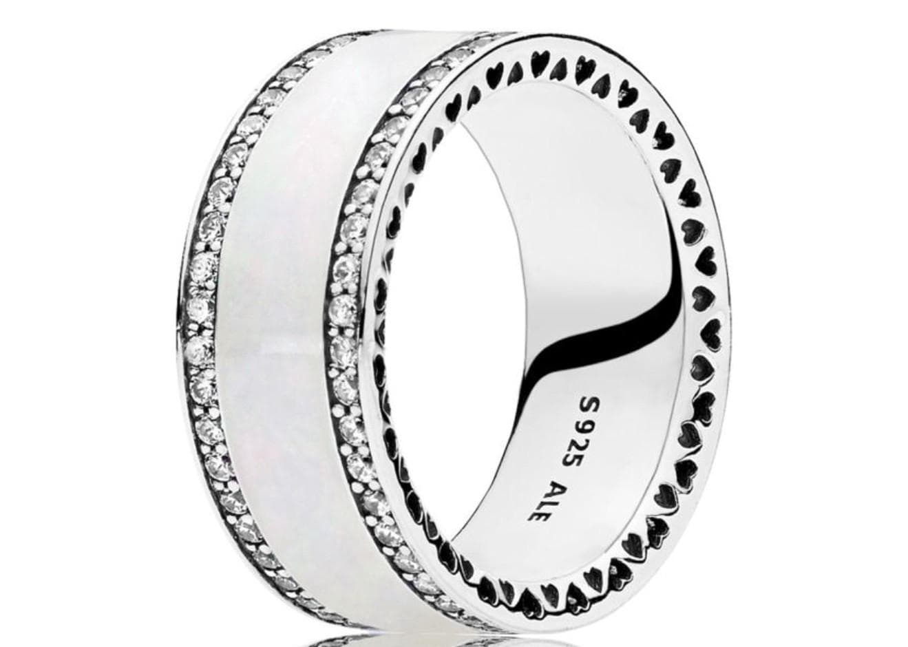 Pandora - Anello Fascia Cuori Color Argento