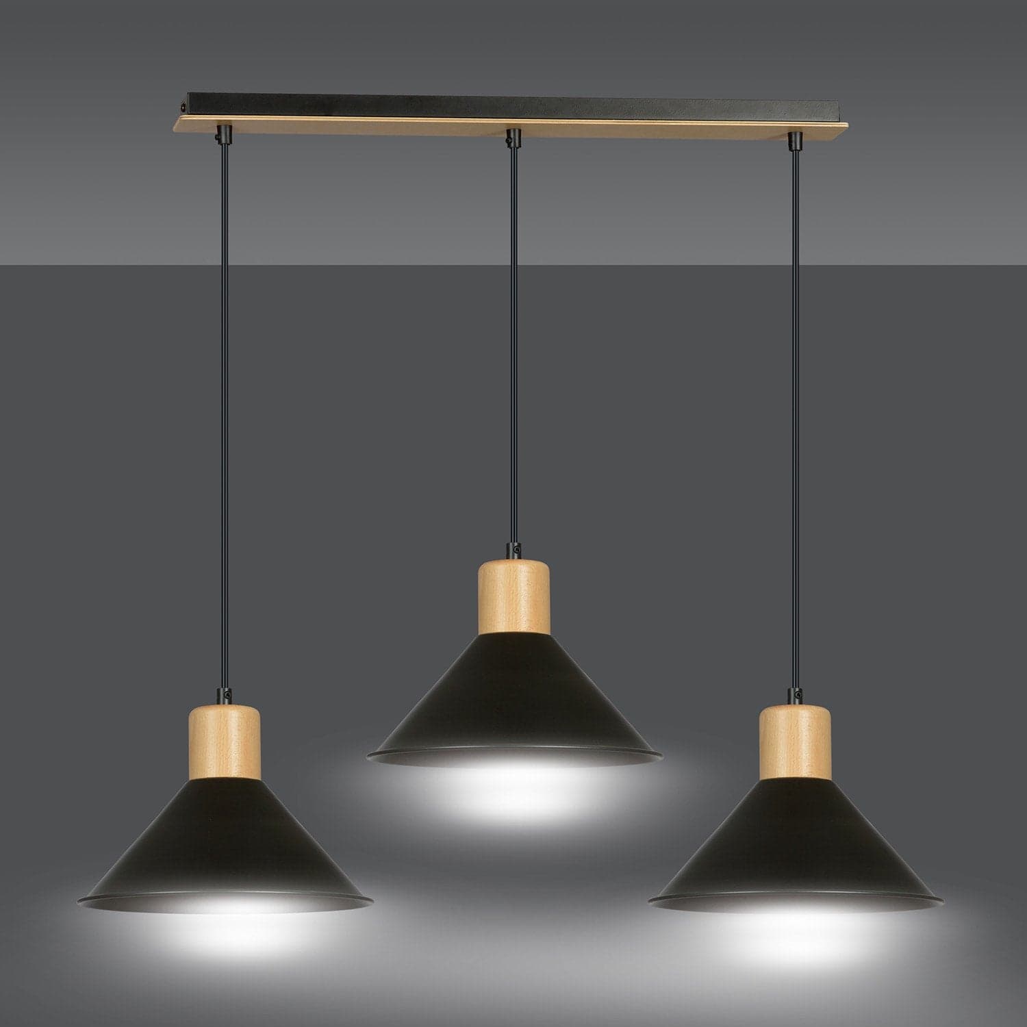 Sospensione Nordica 3 Luci Rowen In Acciaio Nero E Legno in Lampade a sospensione LuceArt - Montecorvino Pugliano, commercioVirtuoso.it