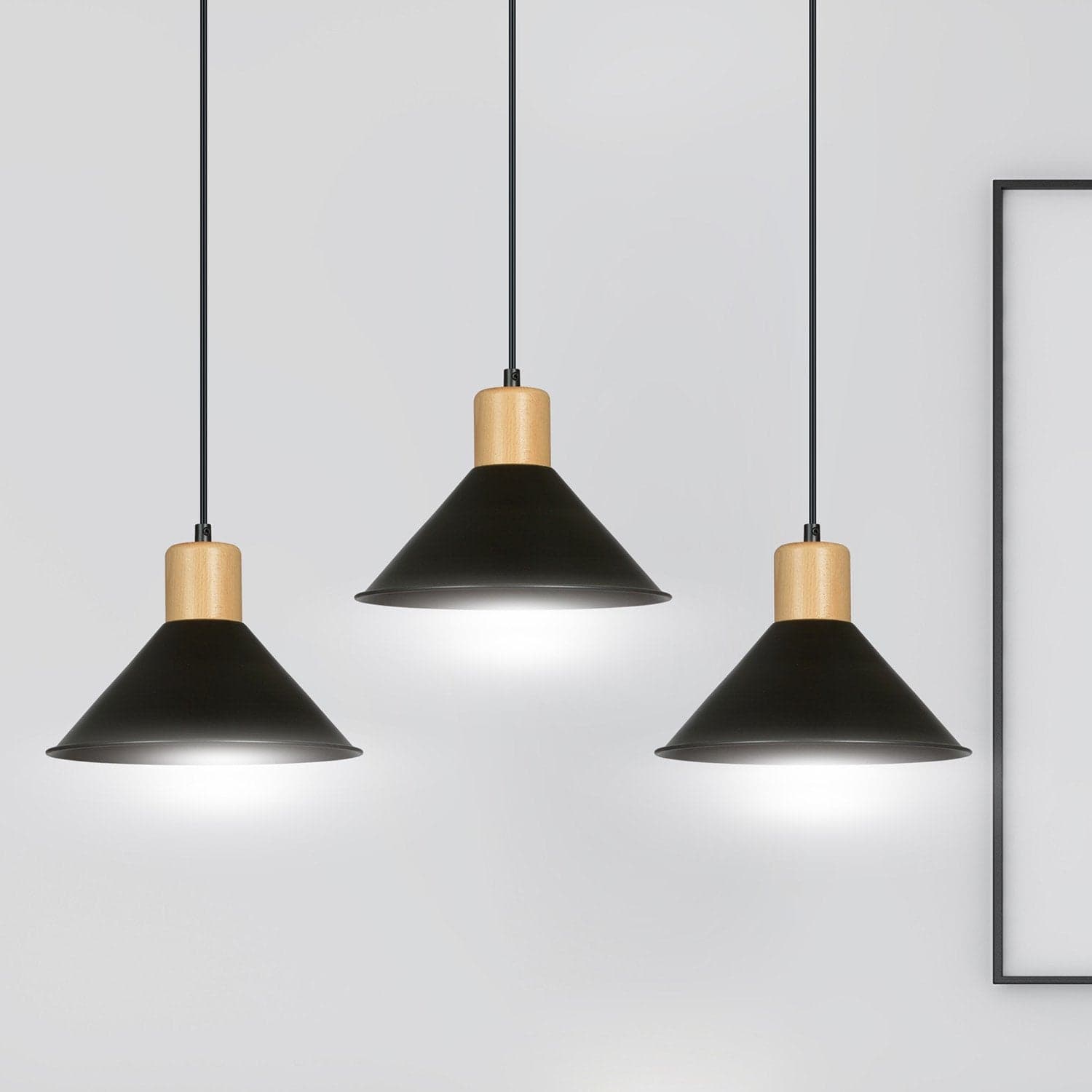 Sospensione Nordica 3 Luci Rowen In Acciaio Nero E Legno in Lampade a sospensione LuceArt - Montecorvino Pugliano, commercioVirtuoso.it