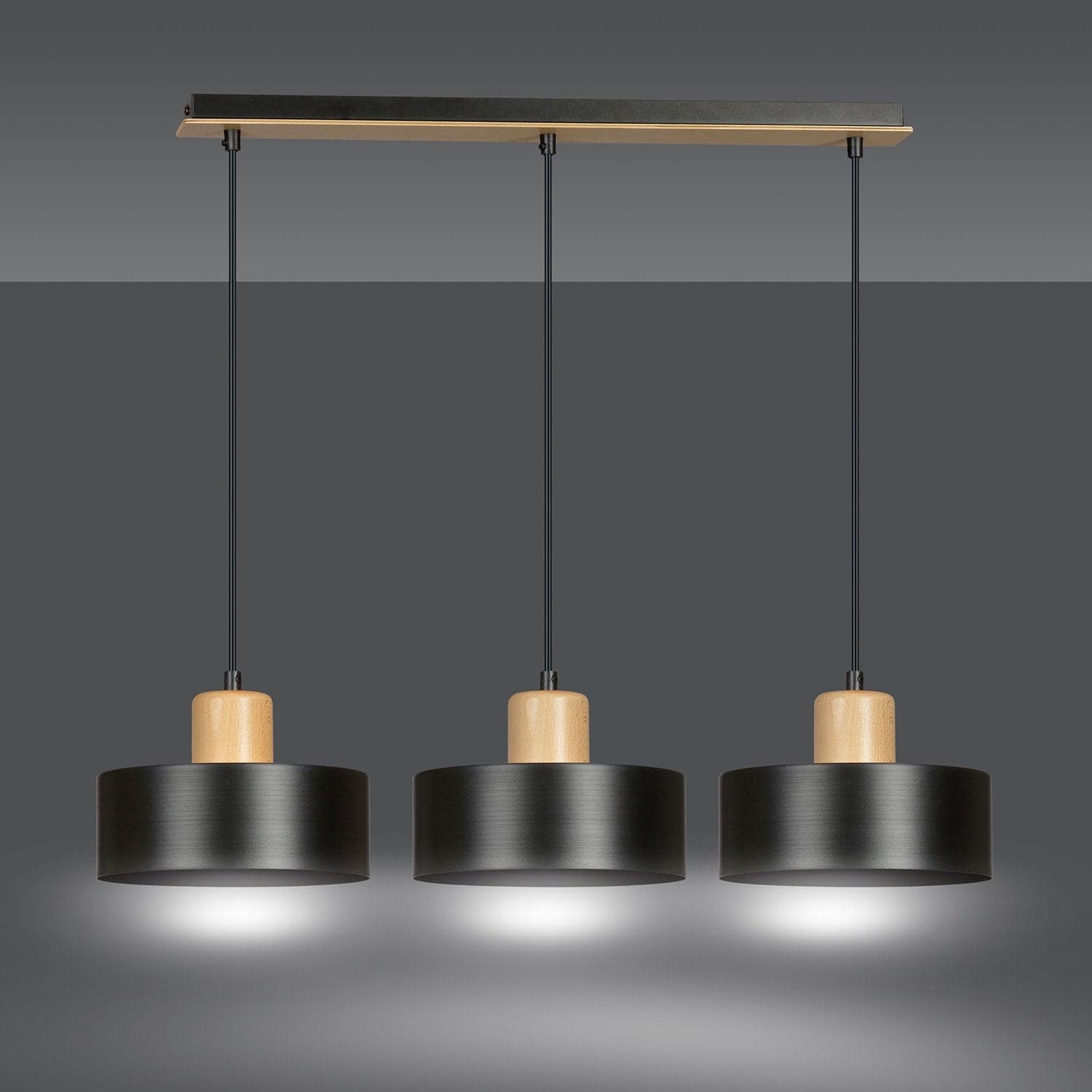 Sospensione Nordica 3 Luci Torin In Acciaio Nero E Legno in Lampade a sospensione LuceArt - Montecorvino Pugliano, commercioVirtuoso.it