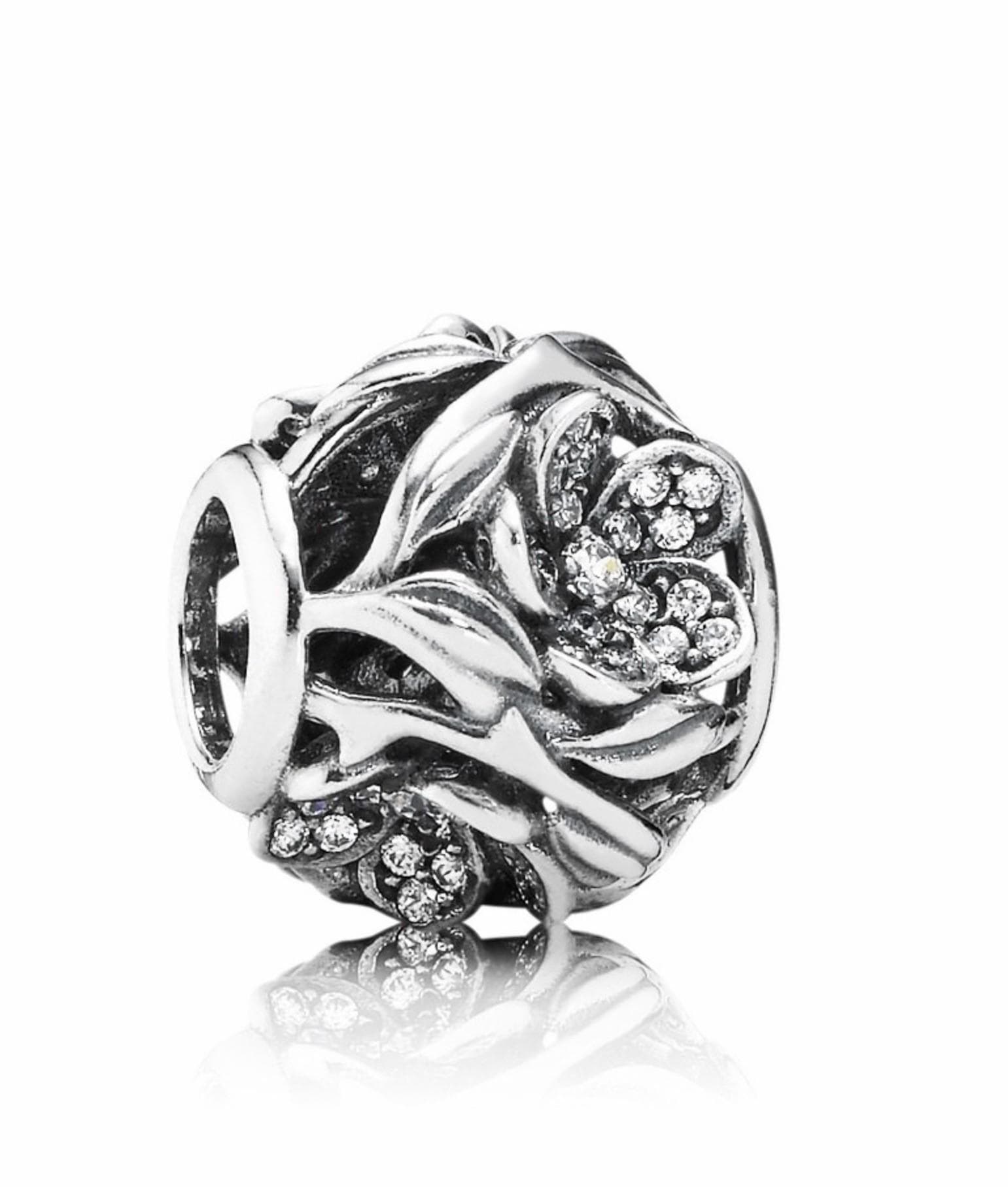 Pandora - Charm Pavè Magia Floreale in Bead Charm Alba Gioielli - Casoria, commercioVirtuoso.it