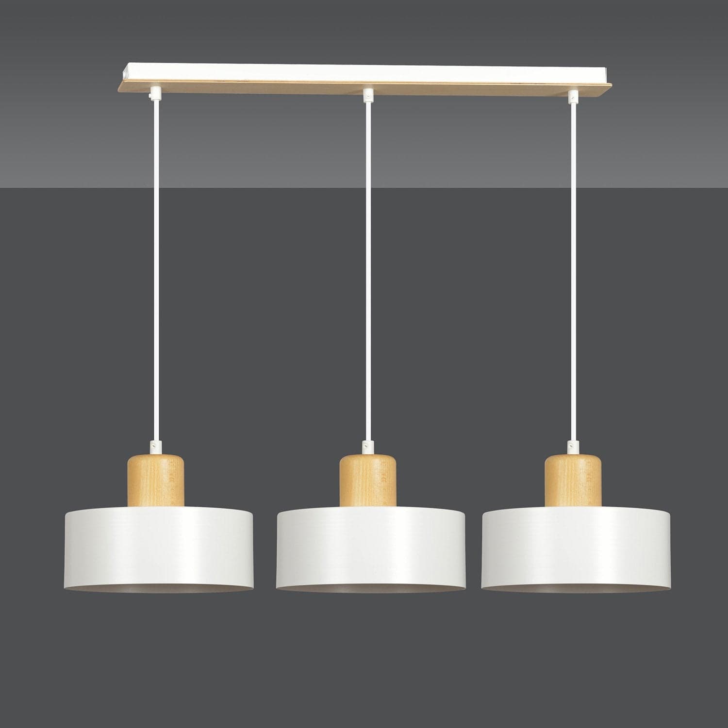 Sospensione Nordica 3 Luci Torin In Acciaio Bianco E Legno in Lampade a sospensione LuceArt - Montecorvino Pugliano, commercioVirtuoso.it