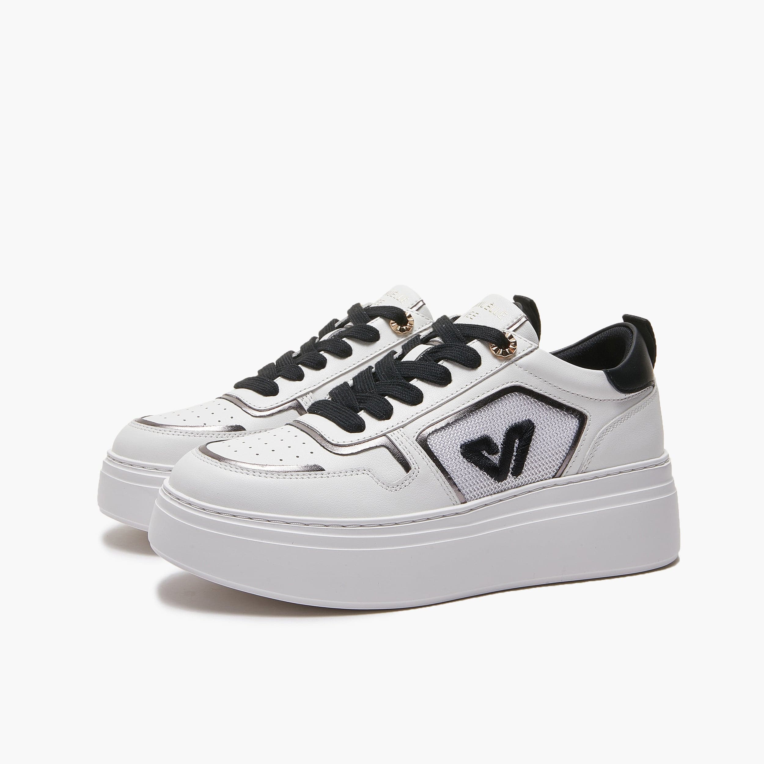 Emanuelle Vee sneakers donna Bice in pelle e tessuto white-black 302 17 in Sneaker casual Teresi Calzature - Marsala, commercioVirtuoso.it