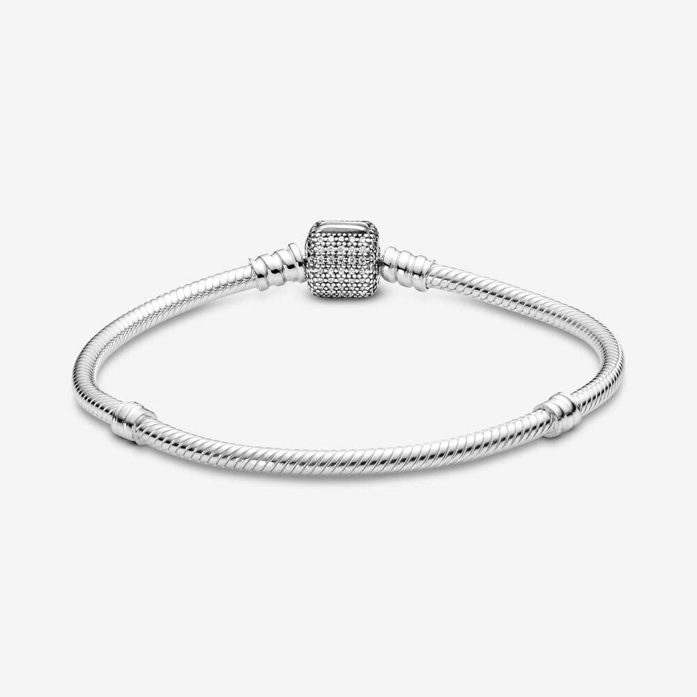 Pandora Bracciale Moments con maglia snake e chiusura con pavé scintillante in Bracciali Alba Gioielli - Casoria, commercioVirtuoso.it