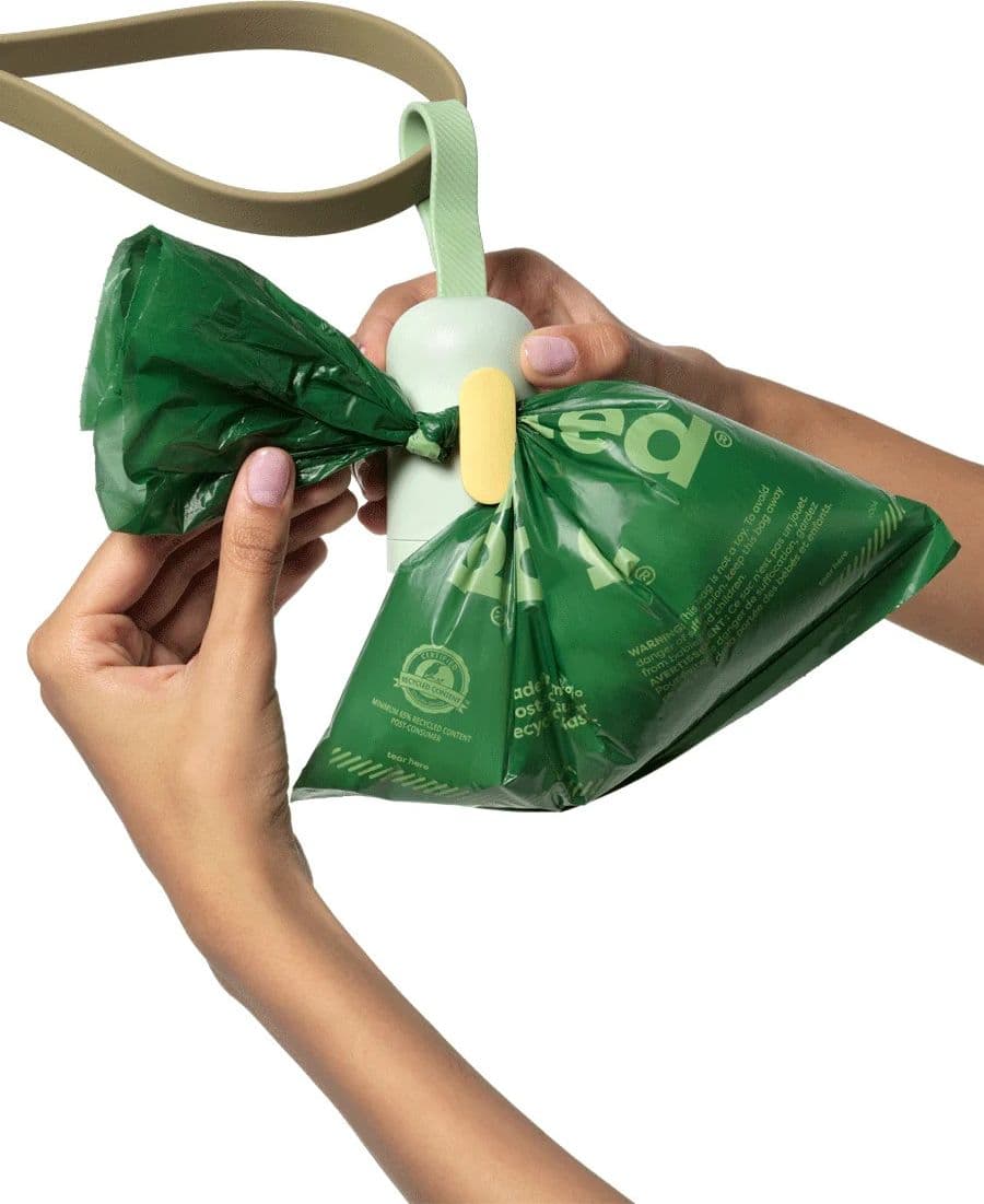 Earth Rated Dog Poop Bag Dispenser Porta Sacchetti per Cani in Sacchetti 101 Market - Poggibonsi, commercioVirtuoso.it