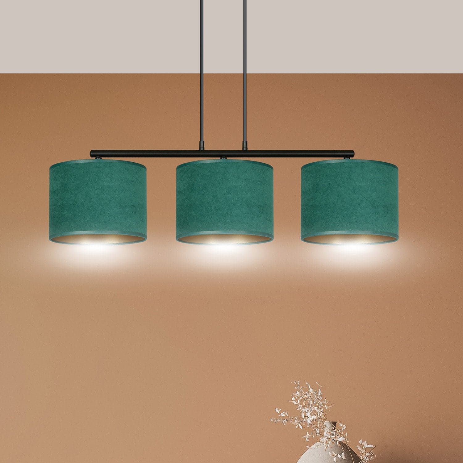 Lampadario 3 Luci Hilde In Acciaio Nero E Paralumi In Tessuto Verde in Lampade a sospensione LuceArt - Montecorvino Pugliano, commercioVirtuoso.it