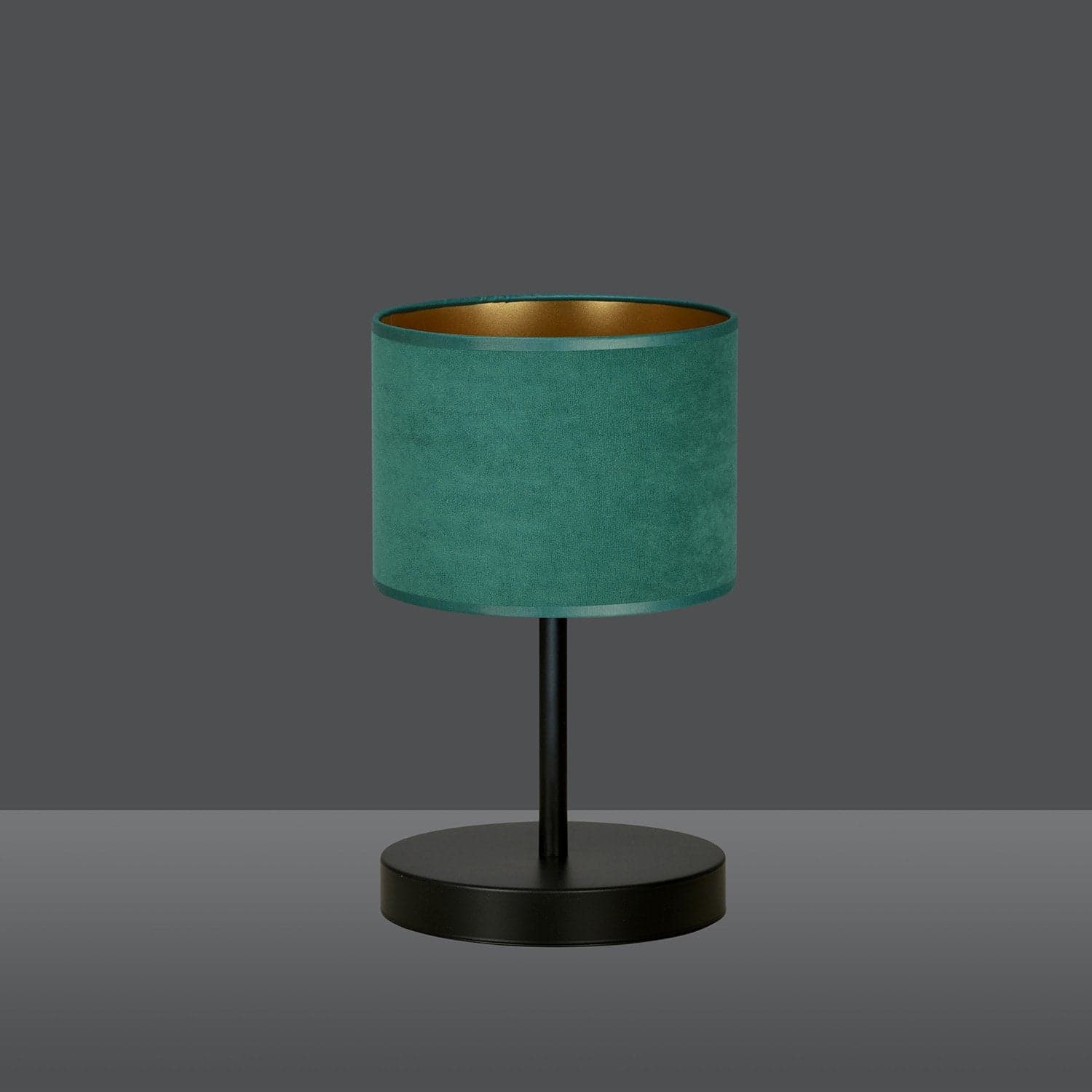 Lampada Da Tavolo 1 Luce Hilde In Acciaio Nero E Paralume In Tessuto Verde in Lampade da tavolo e abat-jour LuceArt - Montecorvino Pugliano, commercioVirtuoso.it