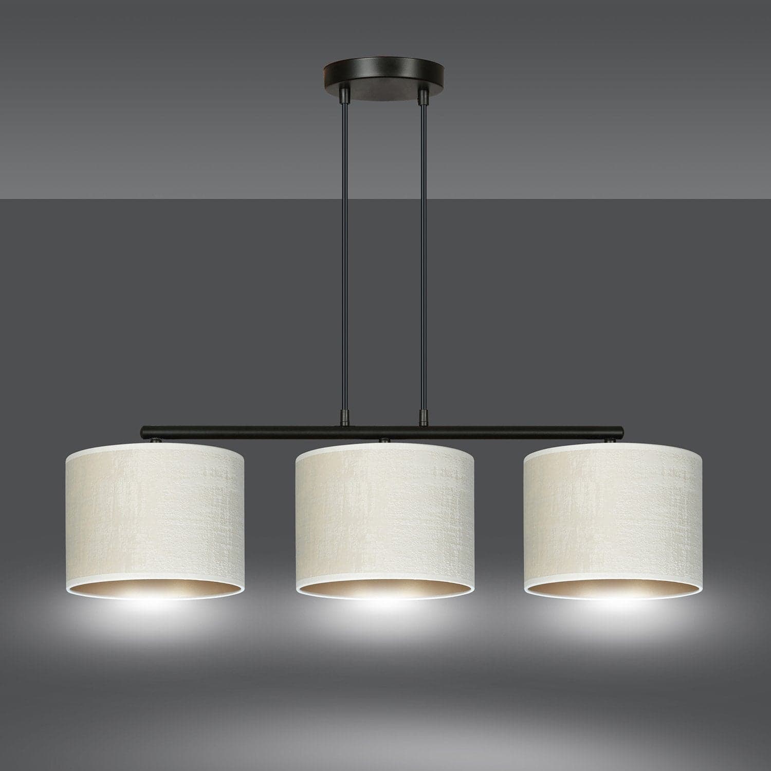 Lampadario 3 Luci Hilde In Acciaio Nero E Paralumi In Tessuto Beige in Lampade a sospensione LuceArt - Montecorvino Pugliano, commercioVirtuoso.it