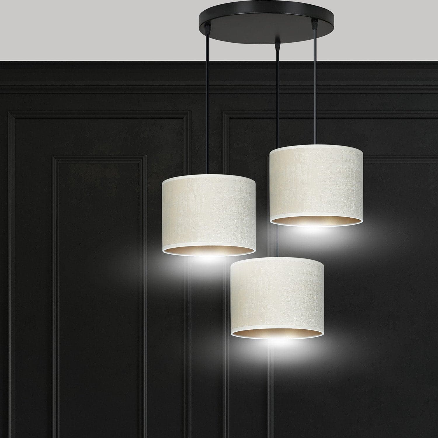 Lampadario Tondo 3 Luci Hilde In Acciaio Nero E Paralumi In Tessuto Beige in Lampade a sospensione LuceArt - Montecorvino Pugliano, commercioVirtuoso.it