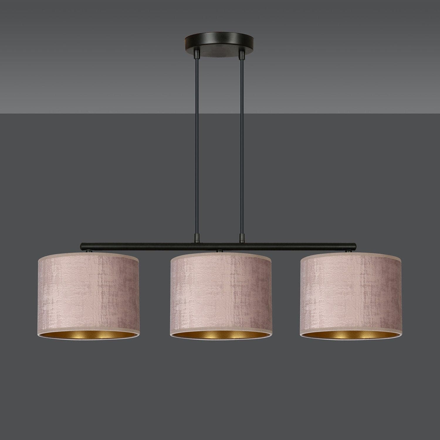 Lampadario 3 Luci Hilde In Acciaio Nero E Paralumi In Tessuto Rosa in Lampade a sospensione LuceArt - Montecorvino Pugliano, commercioVirtuoso.it