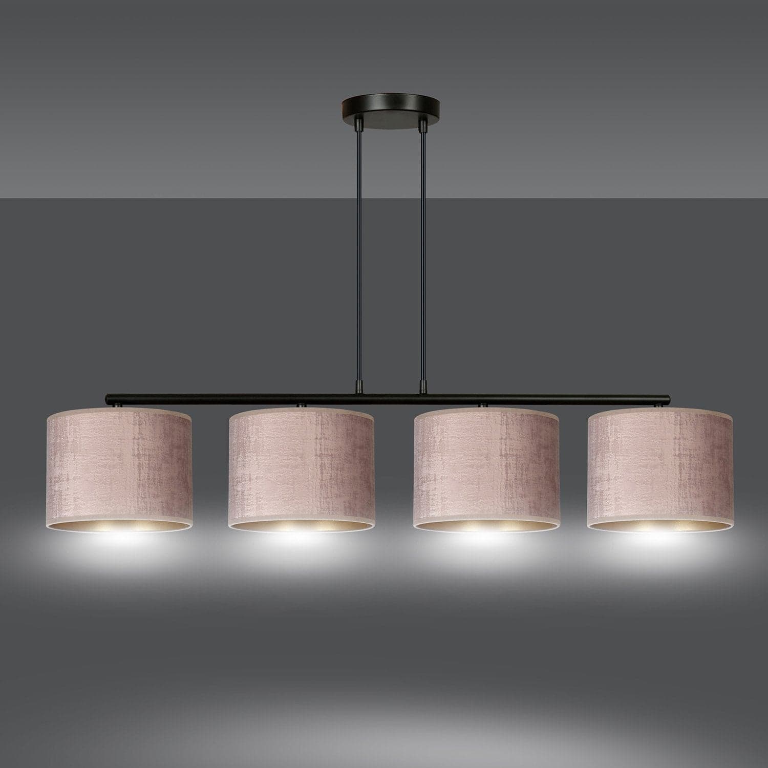 Lampadario 4 Luci Hilde In Acciaio Nero E Paralumi In Tessuto Rosa in Lampade a sospensione LuceArt - Montecorvino Pugliano, commercioVirtuoso.it