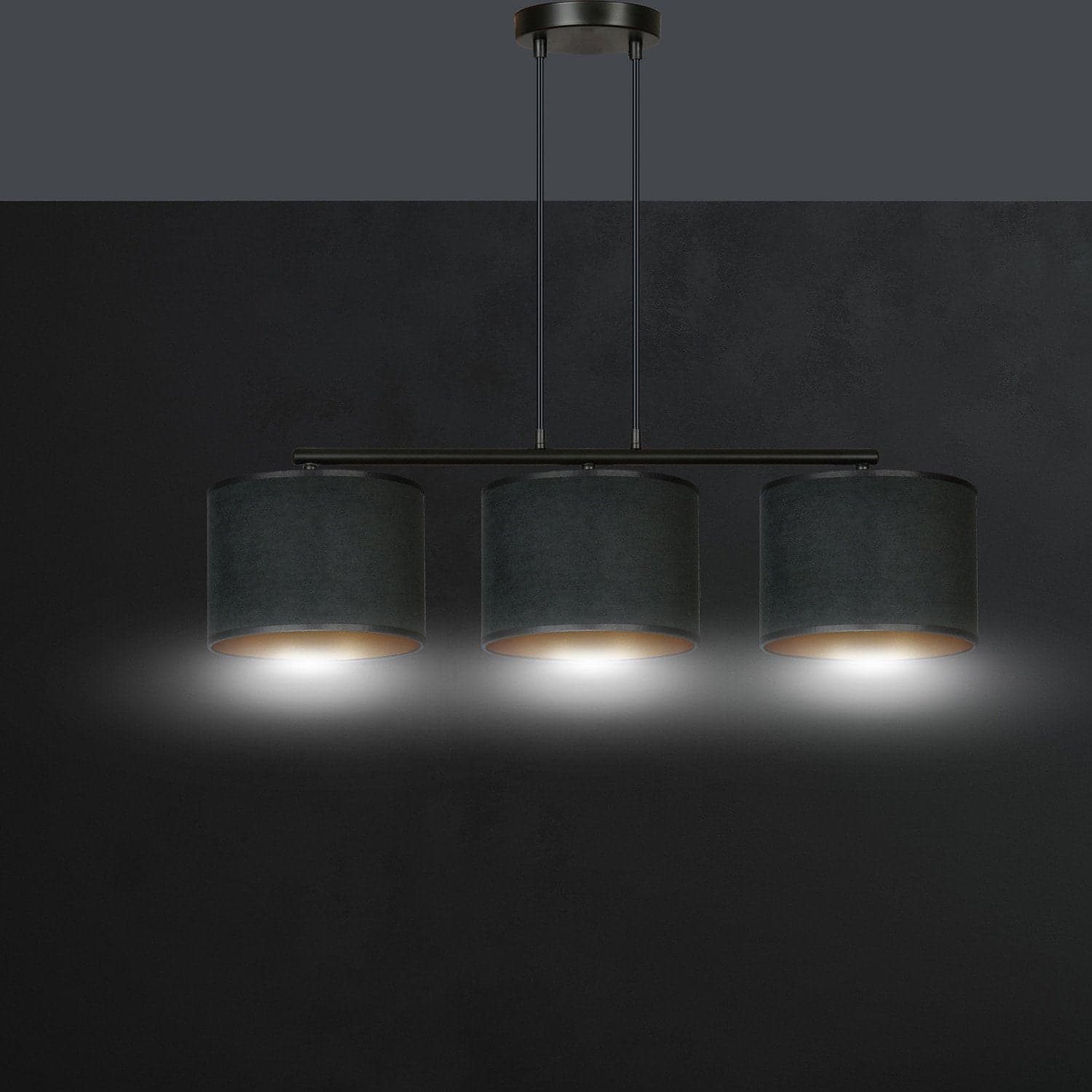 Lampadario 3 Luci Hilde In Acciaio Nero E Paralumi In Tessuto Nero in Lampade a sospensione LuceArt - Montecorvino Pugliano, commercioVirtuoso.it