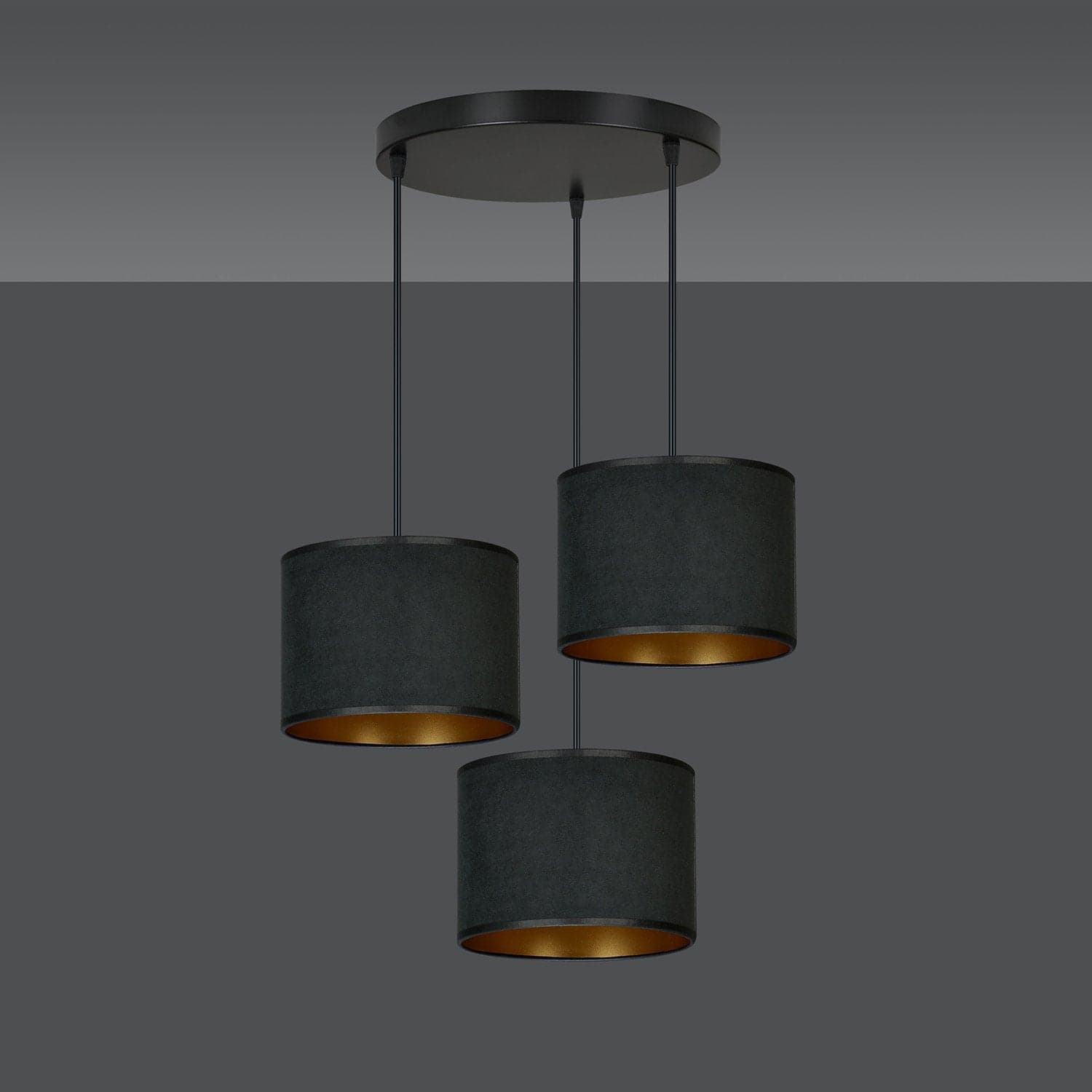 Lampadario Tondo 3 Luci Hilde In Acciaio Nero E Paralumi In Tessuto Nero in Lampade a sospensione LuceArt - Montecorvino Pugliano, commercioVirtuoso.it