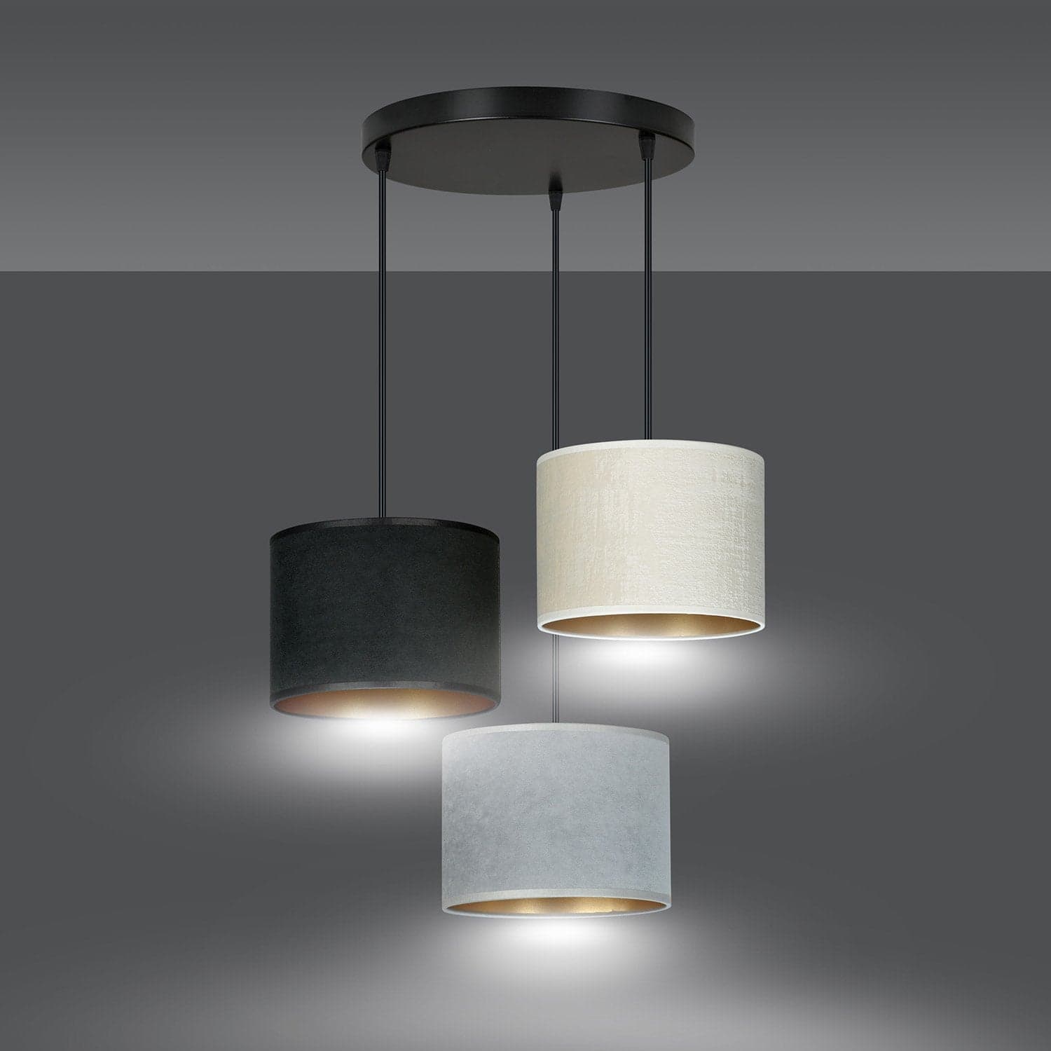 Lampadario Tondo 3 Luci Hilde In Acciaio Nero E Paralumi In Tessuto Multicolore in Lampade a sospensione LuceArt - Montecorvino Pugliano, commercioVirtuoso.it