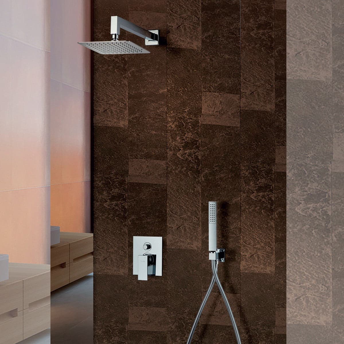 Doccetta quadrata in ABS con presa acqua in ottone cromato in Telefoni doccia Mondialshop - Parabiago, commercioVirtuoso.it
