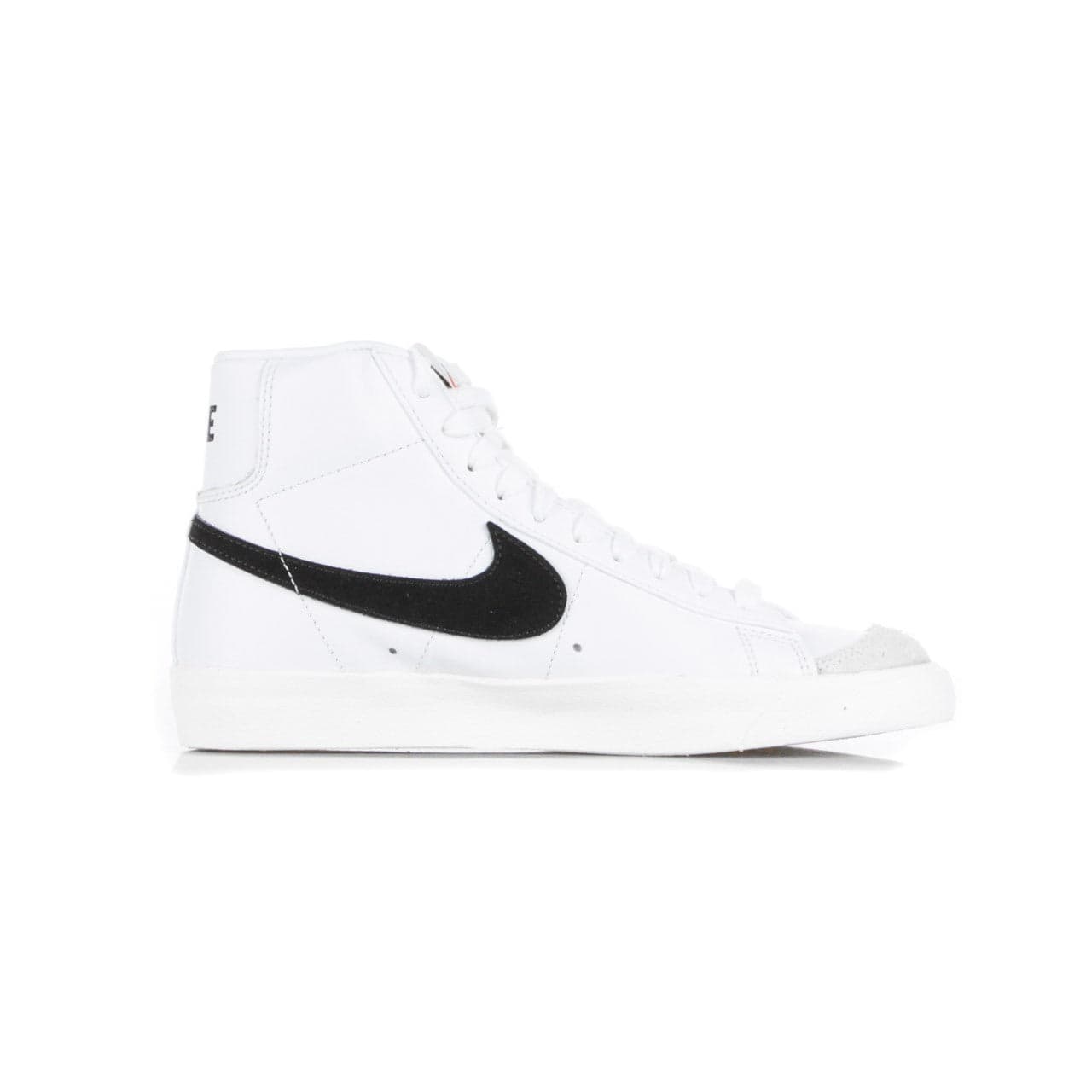 Nike Scarpa Alta Uomo Blazer Mid 77 Vintage White/black da uomo in Sneaker casual Drestige - Casamassima, commercioVirtuoso.it