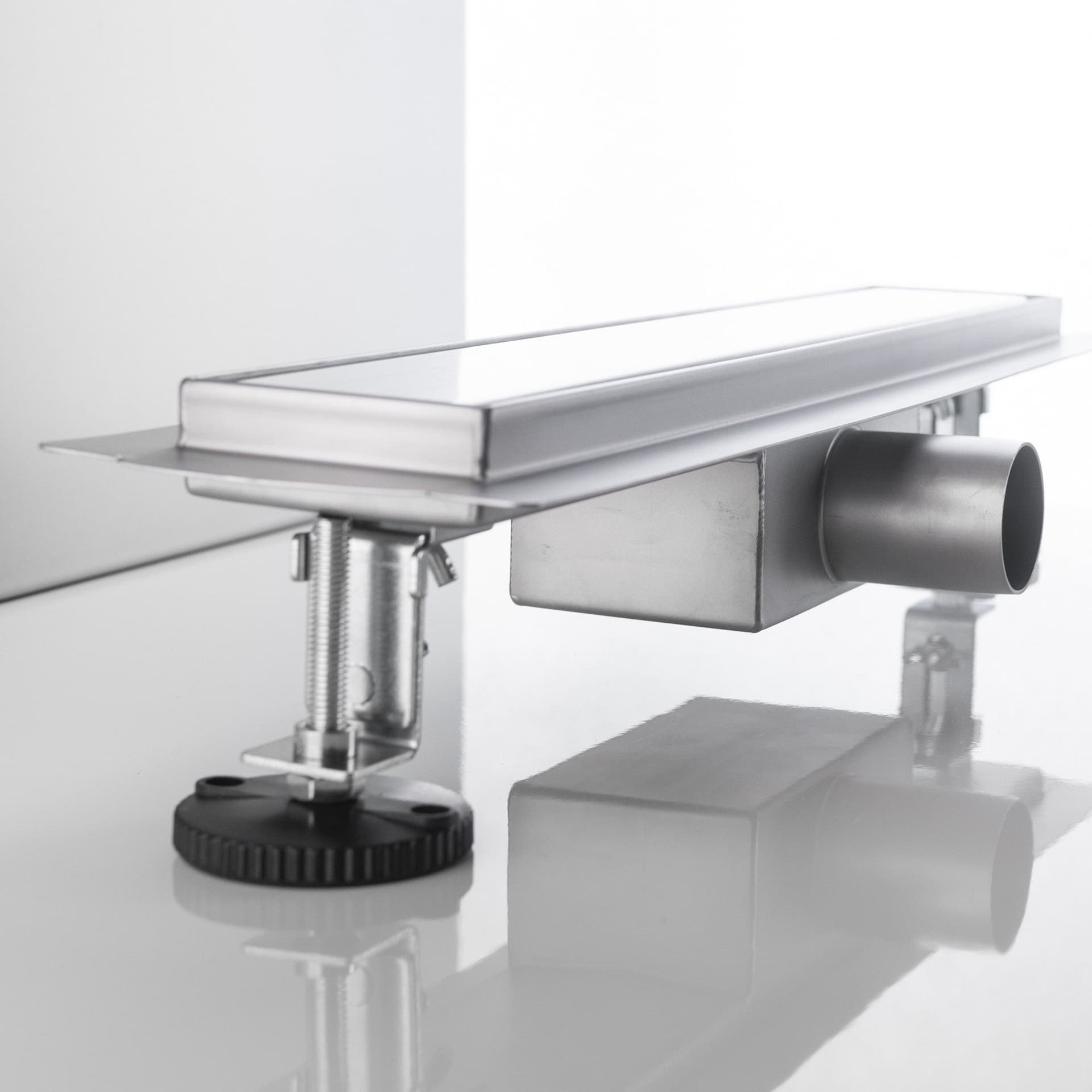 Canalina di scarico bagno con griglia in vetro nero in Box doccia Mondialshop - Parabiago, commercioVirtuoso.it