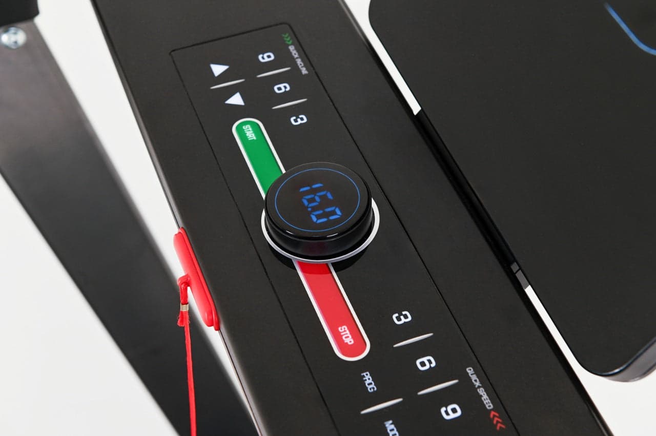 Tapis Roulant TRAVELLER con Inclinazione Elettrica, Motore 2,5/3,5 HP, Compatibile con App Zwift e Kinomap in Autocategorizzazione Più Di Più Ideas - Casalnuovo di Napoli, commercioVirtuoso.it