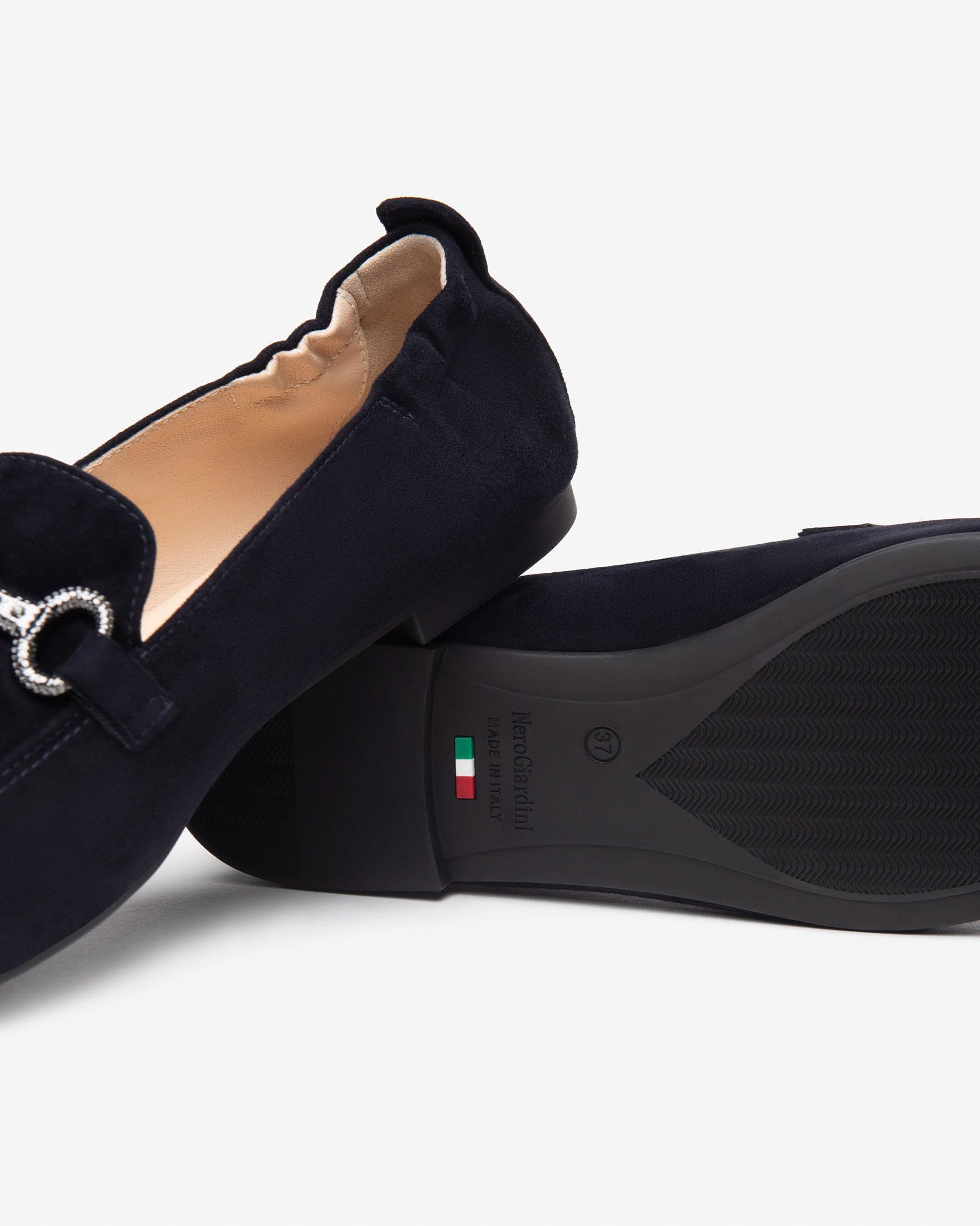 Nero Giardini mocassini donna in suede blu E512620D200 in Loafer e mocassini Teresi Calzature - Marsala, commercioVirtuoso.it