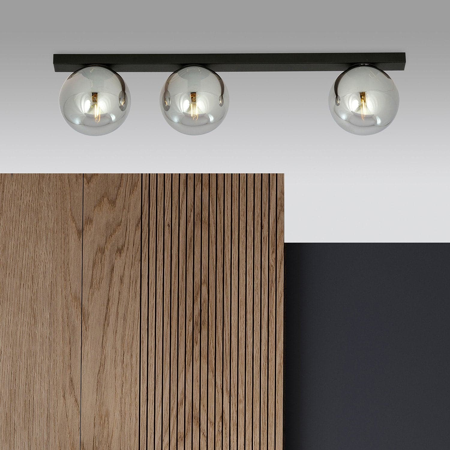 Plafoniera Moderna 3 Luci Fit Barra In Acciaio Nero E Sfere Di Vetro Fumè in Lampade a sospensione LuceArt - Montecorvino Pugliano, commercioVirtuoso.it