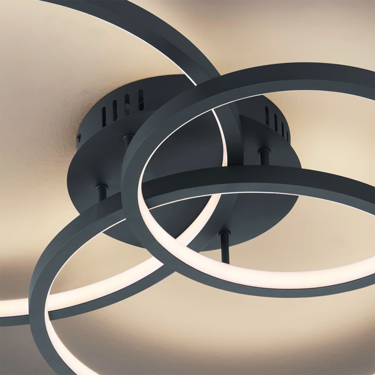 Plafoniera TRIO Lighting AARON 652710342 LED RGBW 4200LM metallo antracite lampada soffitto ultramoderna telecomando in Plafoniere Lampadari Bartalini - Colle di Val d’Elsa, commercioVirtuoso.it