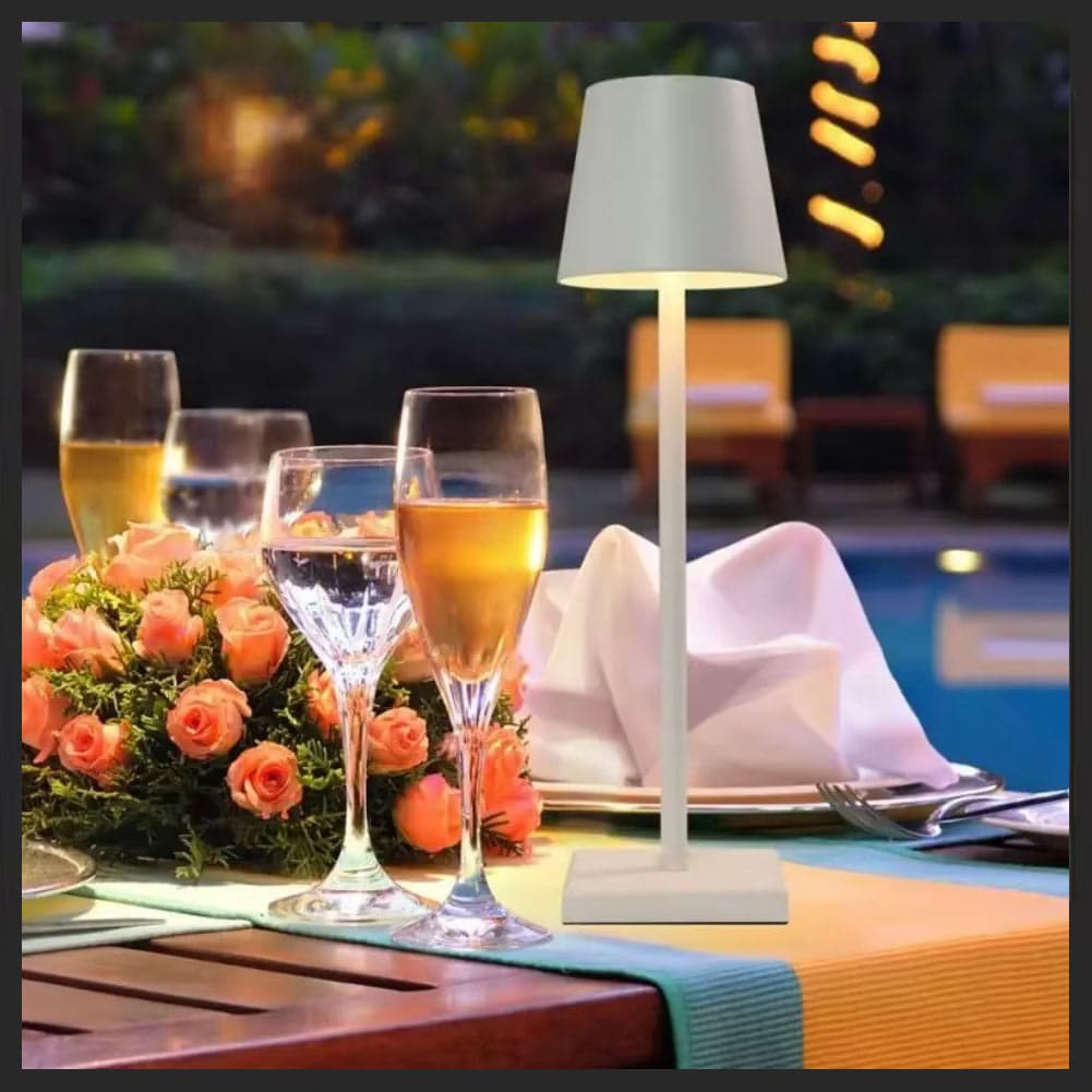 Lampada Touch da Tavolo Ricaricabile USB Luce Dimmerabile 10.5x26.5cm Bianco in Lampade da tavolo e abat-jour Danyx - Casoria, commercioVirtuoso.it