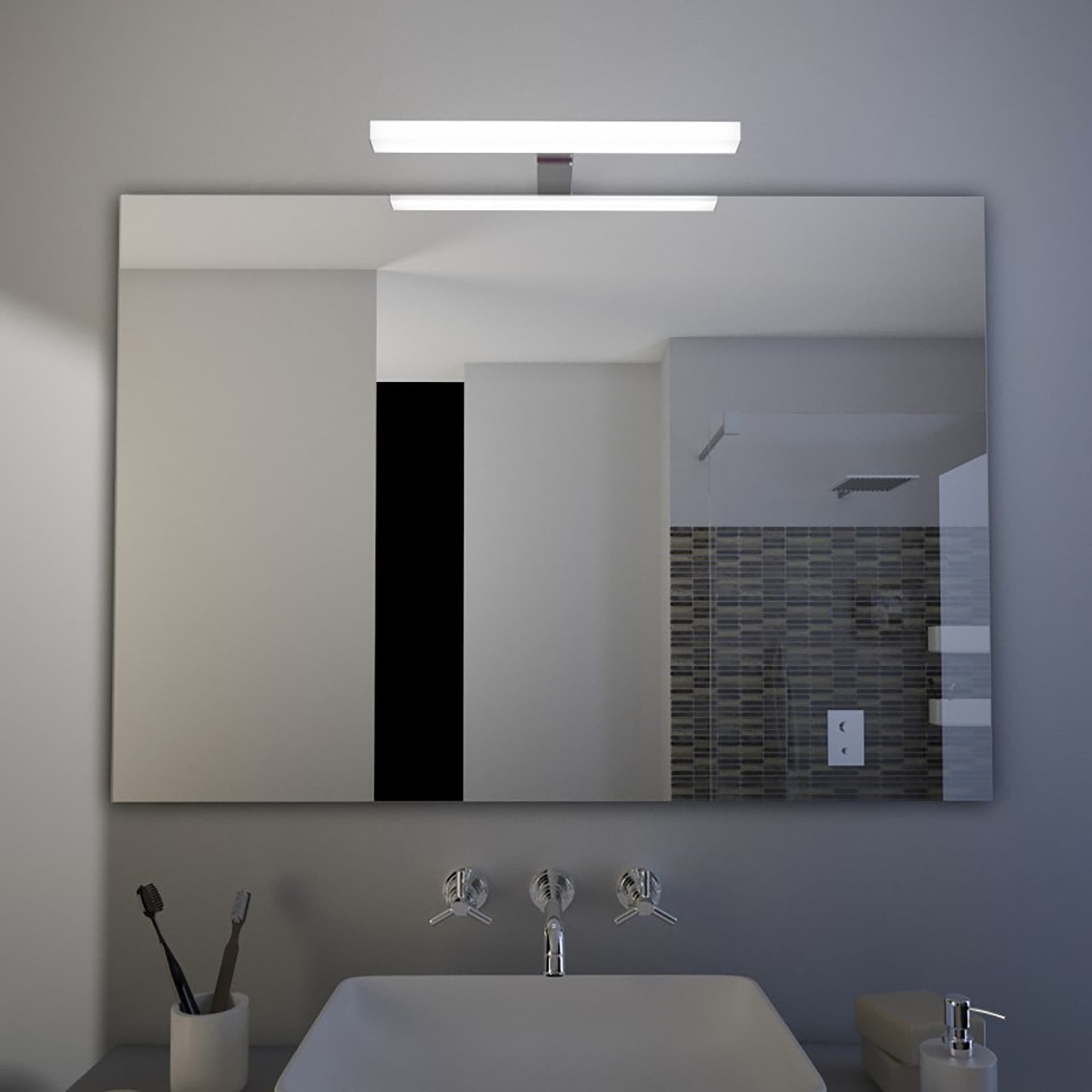 Specchio bagno con lampada rettangolare reversibile CEBU in Luci da specchio Mondialshop - Parabiago, commercioVirtuoso.it