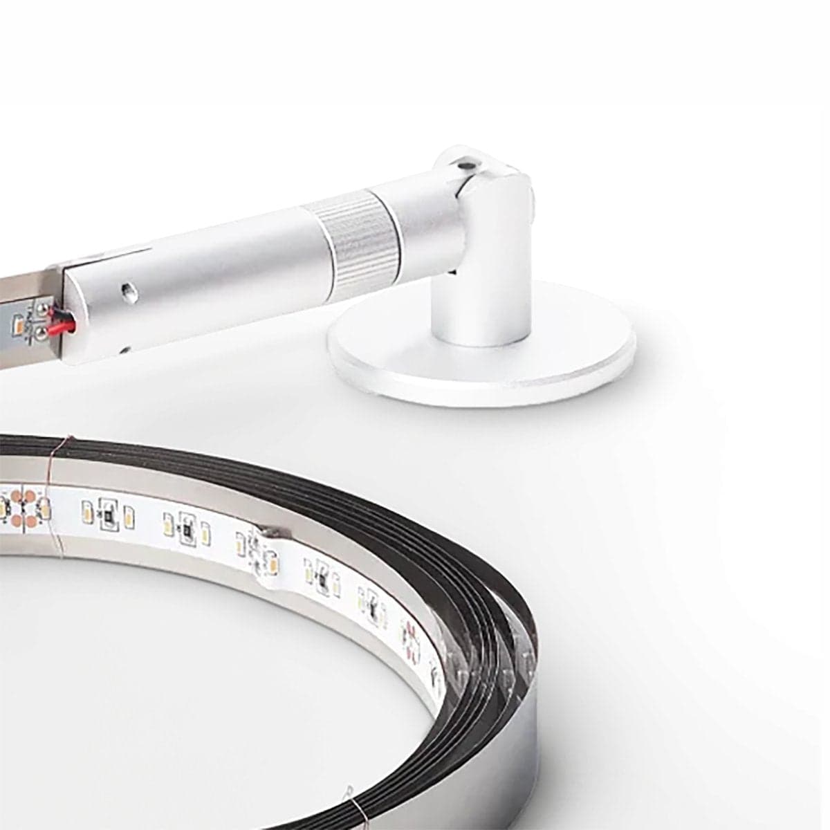 Nastro flessibile acciaio completa di striscia led Ideal Lux TESI 20MM 302256 BIANCO 5MT 50W IP20 in Nastri LED Lampadari Bartalini - Colle di Val d’Elsa, commercioVirtuoso.it