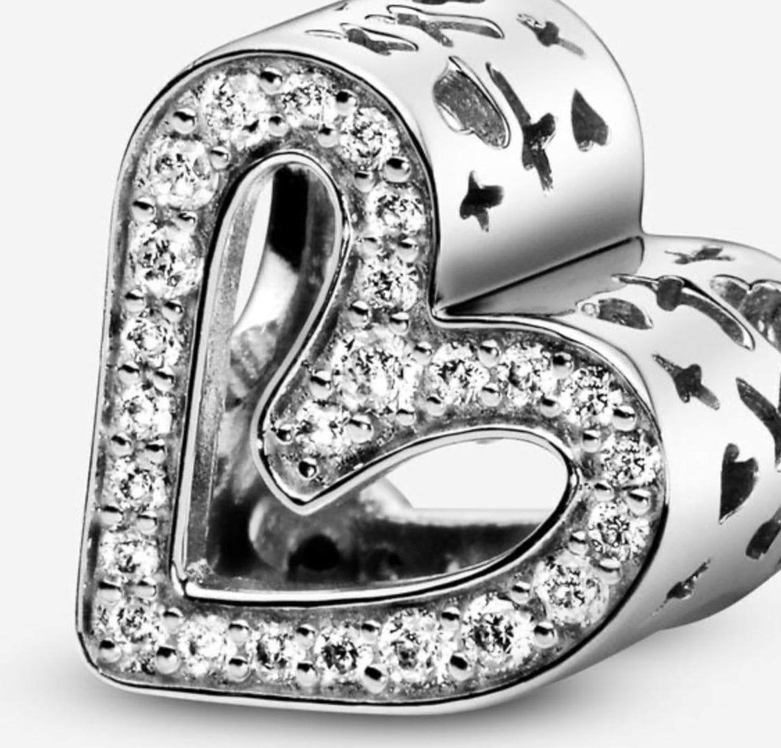 Pandora Charm con cuore scintillante in Bead Charm Alba Gioielli - Casoria, commercioVirtuoso.it