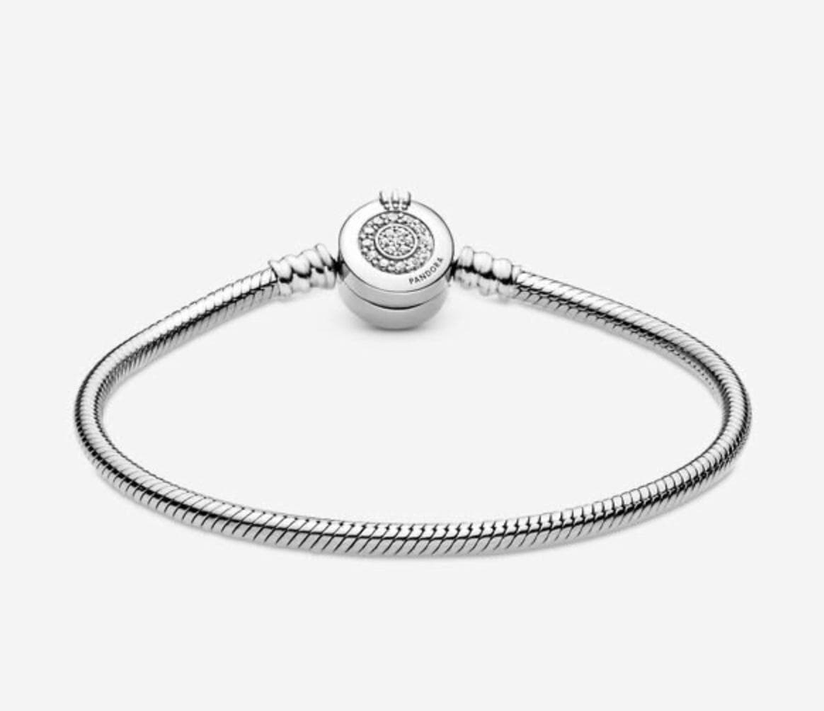 Pandora Bracciale scintillante Pandora Moments con maglia snake e O coronata in Bracciali Alba Gioielli - Casoria, commercioVirtuoso.it