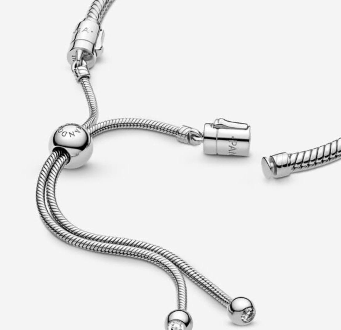 Pandora Bracciale Pandora Moments con maglia snake e chiusura regolabile in Bracciali Alba Gioielli - Casoria, commercioVirtuoso.it