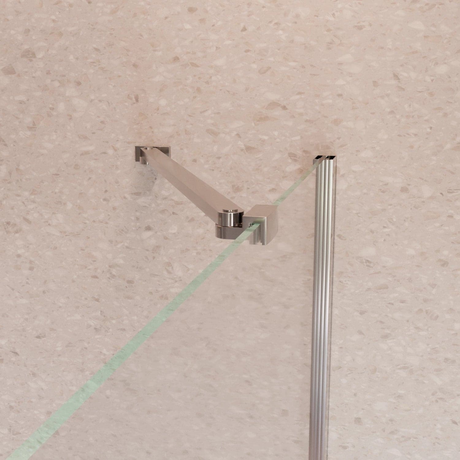 Porta doccia battente 6mm h195 anticalcare SALEMA in Porte doccia Mondialshop - Parabiago, commercioVirtuoso.it
