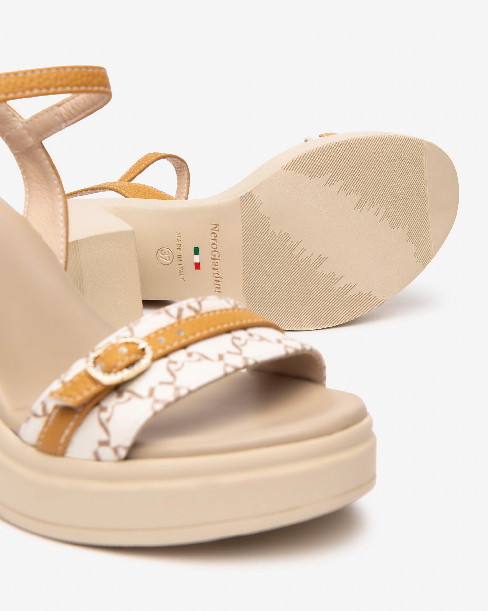Nero Giardini sandali donna beige-senape con plateau in Sandali moda Teresi Calzature - Marsala, commercioVirtuoso.it