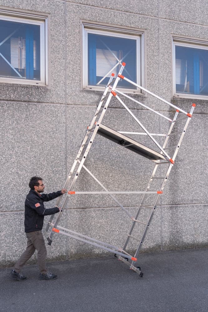 Trabattello "Fast & Lock 400" con sistema di bloccaggio dei tiranti e struttura in alluminio saldato in Scale multiuso La Zappa - Altamura, commercioVirtuoso.it
