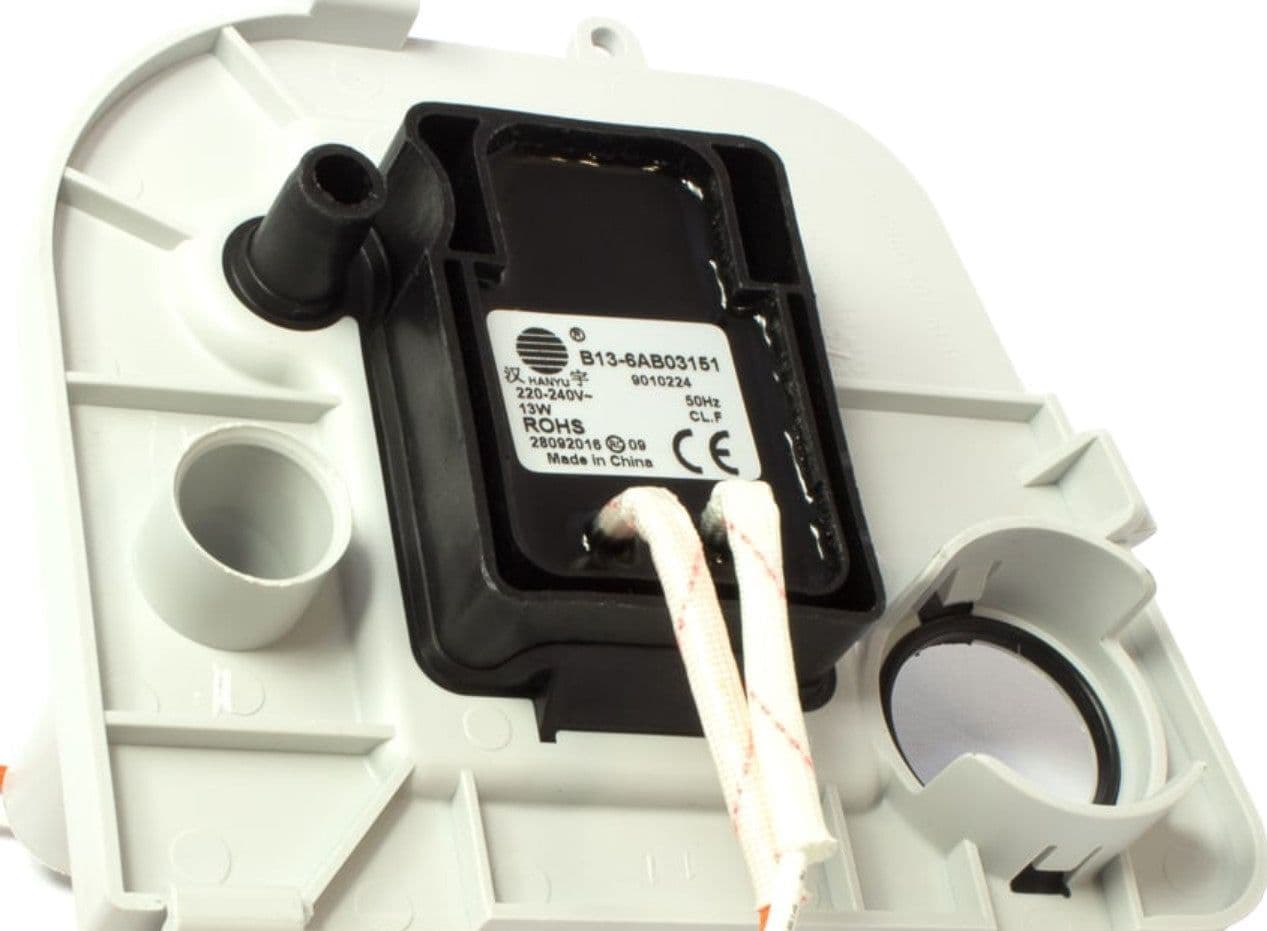 POMPA DI SCARICO 13W PER ASCIUGATRICE WHIRLPOOL IGNIS 481070109852 480112101635 in prodotto EuroStore07 - Alatri, commercioVirtuoso.it