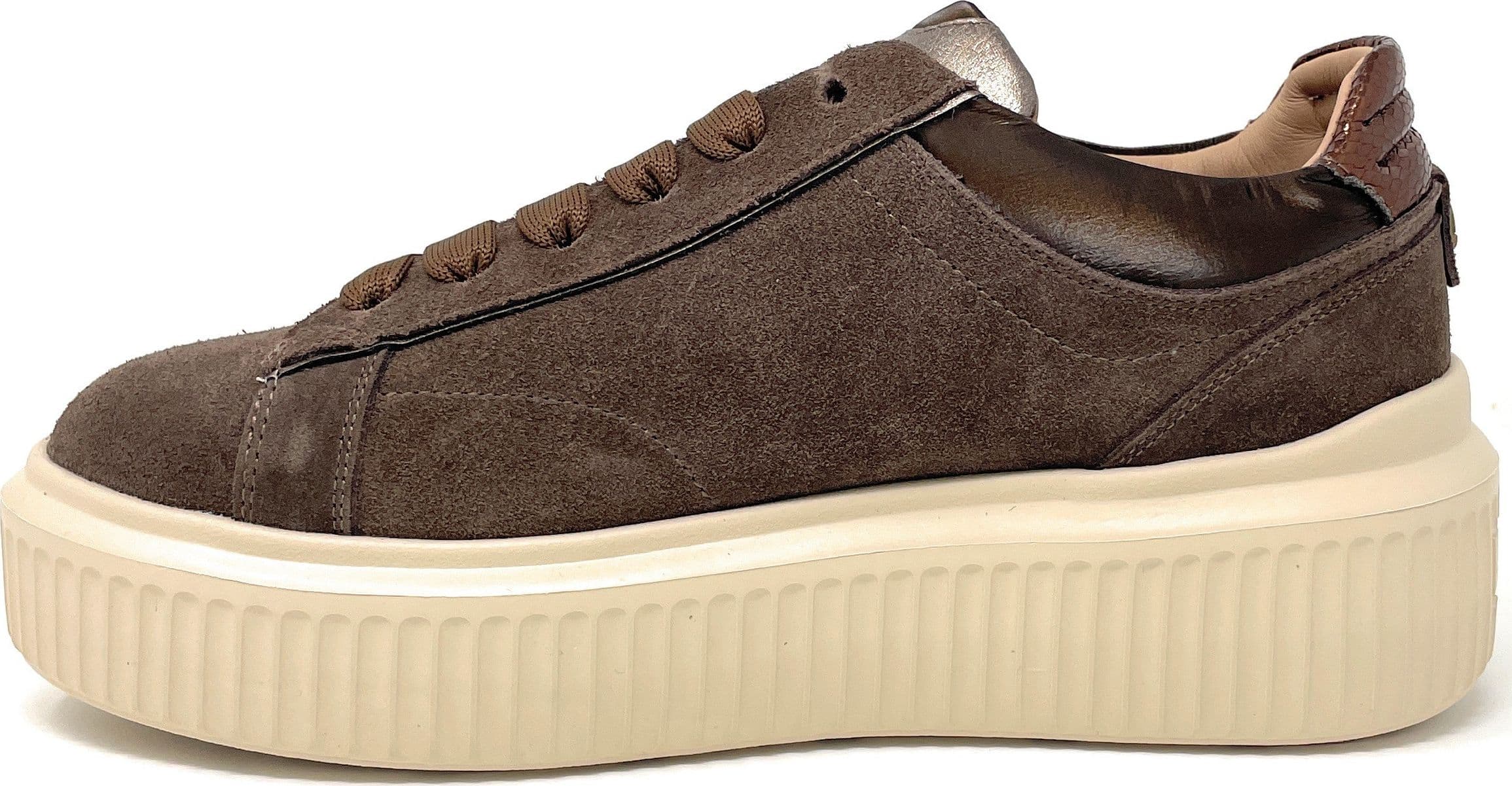 Janet & Janet sneakers donna in camoscio brown J-401 in Sneaker casual Teresi Calzature - Marsala, commercioVirtuoso.it