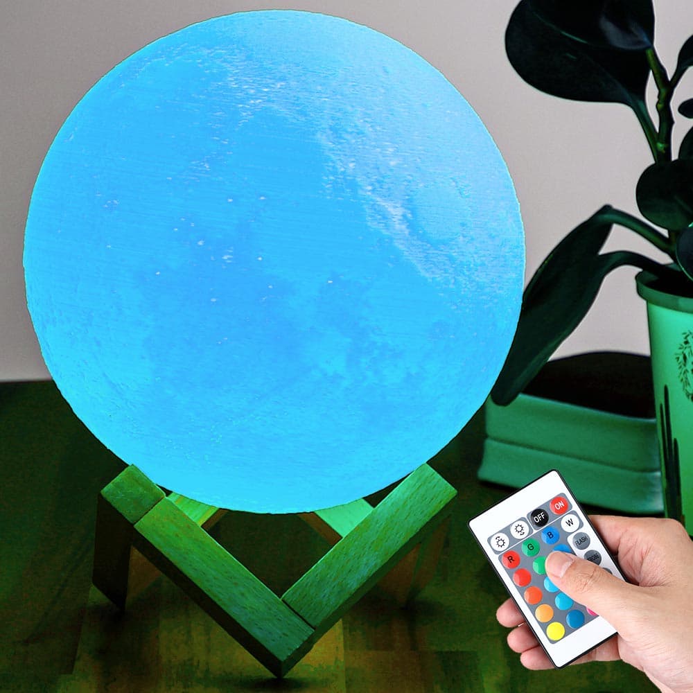 Lampada da Tavolo Sfera 15cm Luce LED RGB Telecomando e batteria ricaricabile usb in Lampade da tavolo e abat-jour Danyx - Casoria, commercioVirtuoso.it