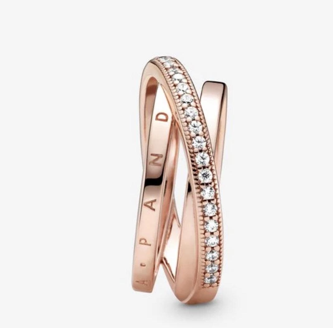Pandora - Anello con tripla fascia intrecciata e pavé in Anelli Alba Gioielli - Casoria, commercioVirtuoso.it