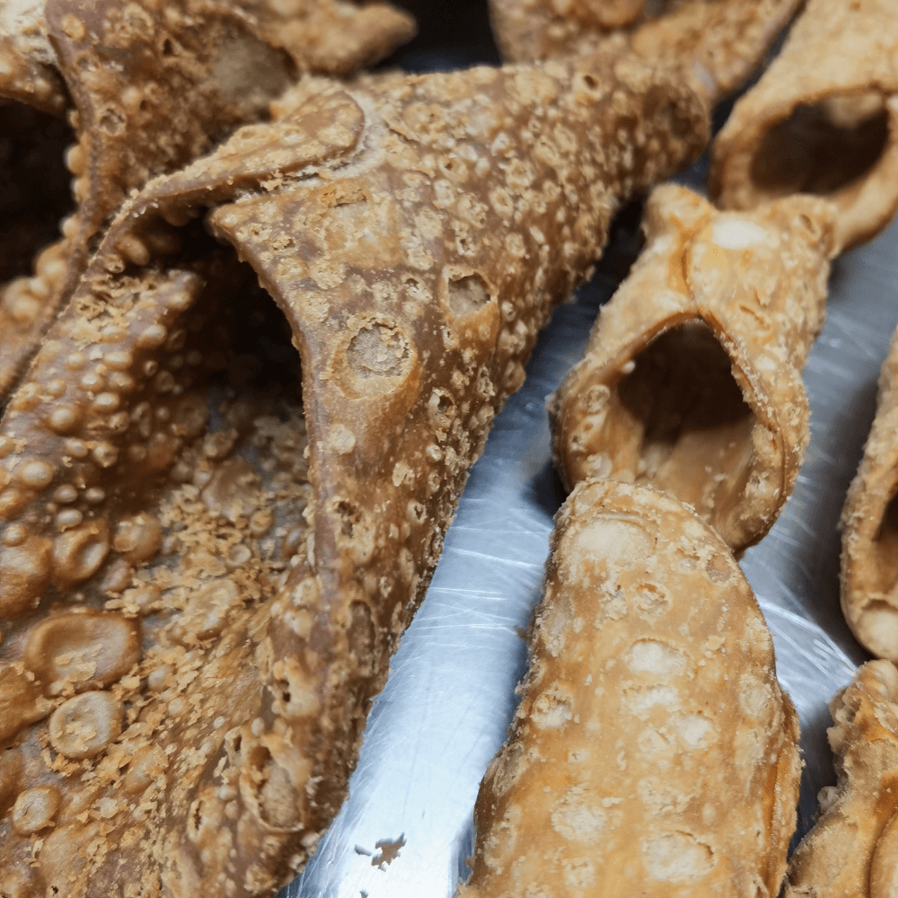 Kit cannoli siciliani alla ricotta e gocce di cioccolata in  Trinakia - Siracusa, commercioVirtuoso.it